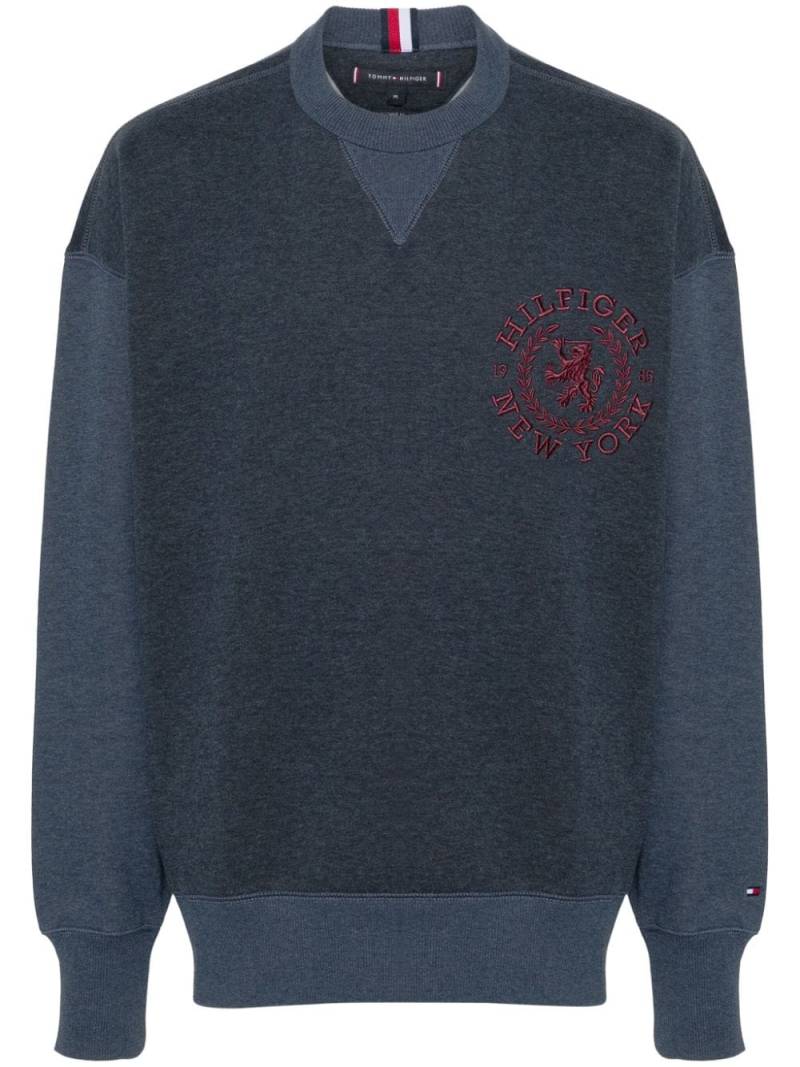 Tommy Hilfiger embroidered-logo sweatshirt - Blue von Tommy Hilfiger