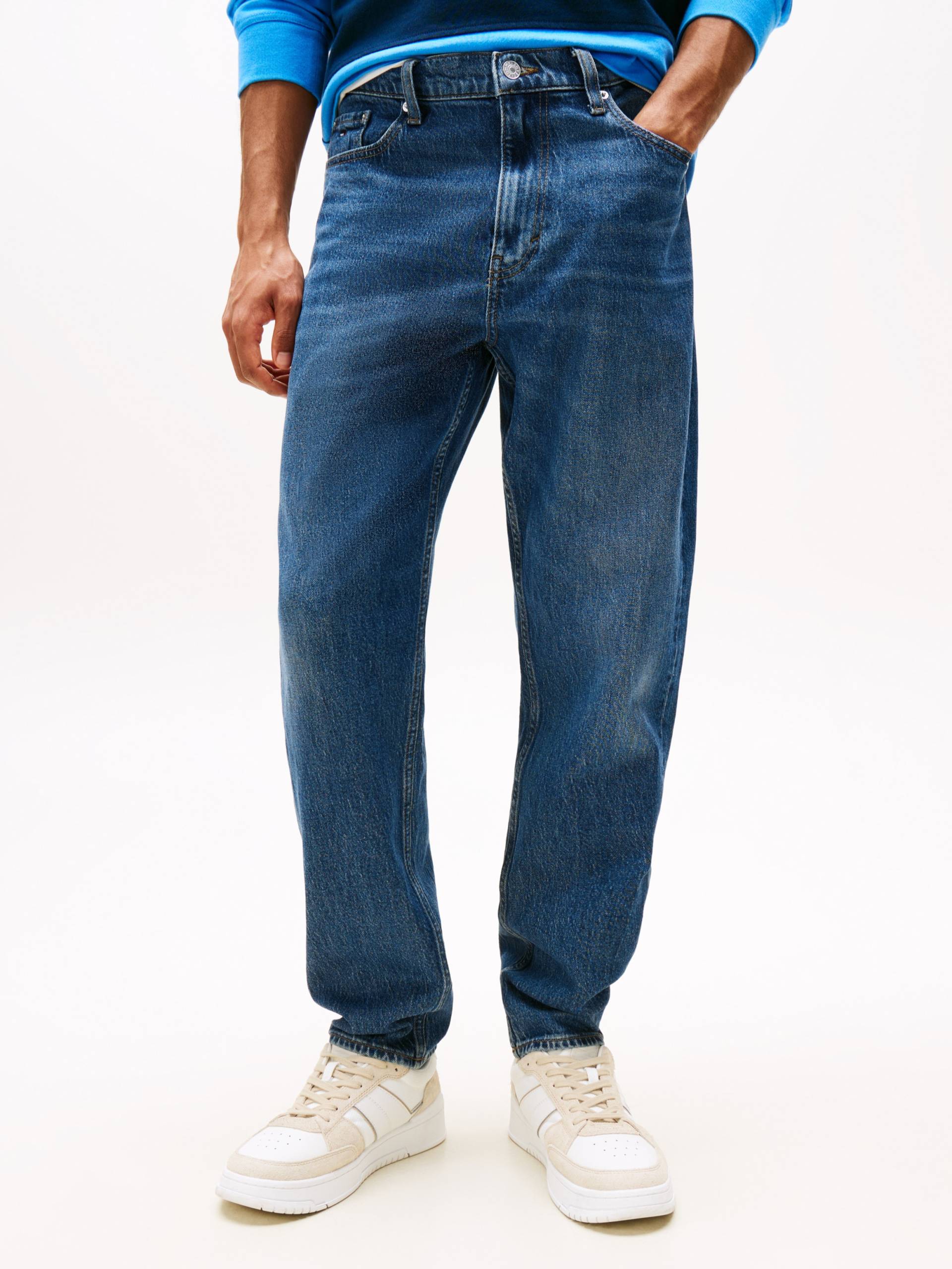 Tommy Jeans Gerade Jeans »Isaac Relaxed Tapered«, Mit Gürtelschlaufen Tommy Jeans Gerade Jeans »Isaac Relaxed Tapered«, Mit Gürtelschlaufen von Tommy Jeans