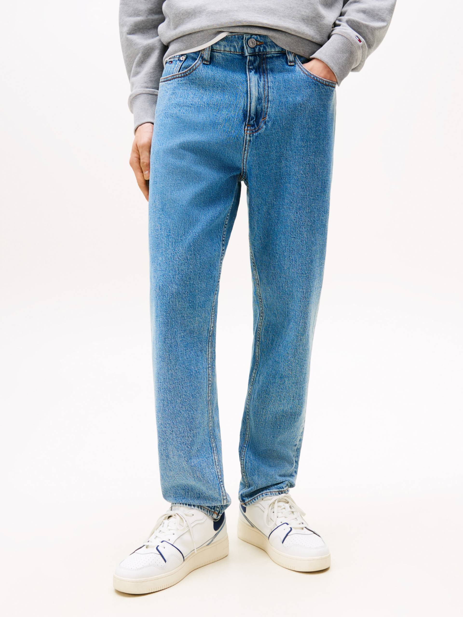 Tommy Jeans Gerade Jeans »Isaac Relaxed Tapered«, Mit Gürtelschlaufen von Tommy Jeans