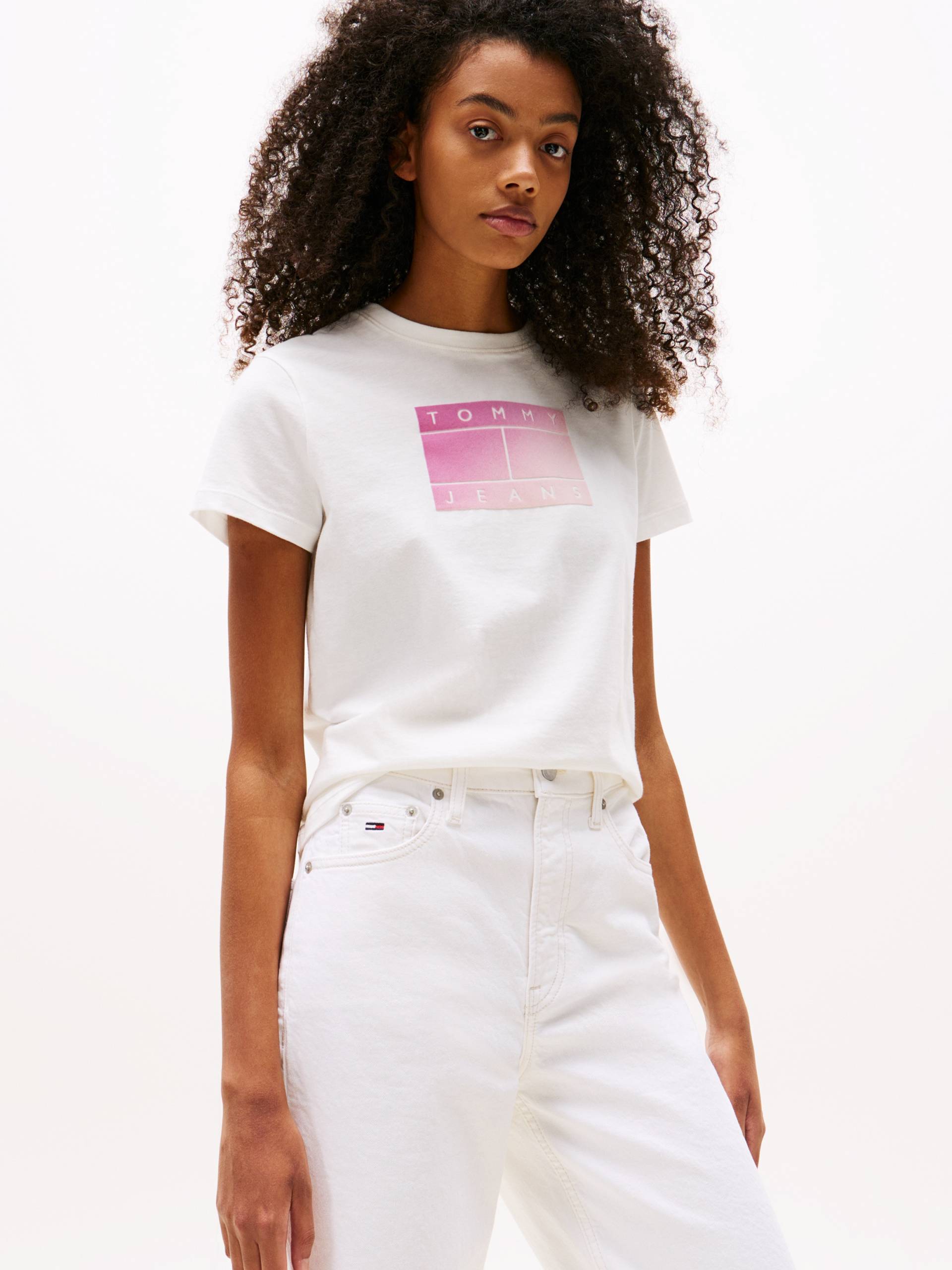 Tommy Jeans Kurzarmshirt »TJW REG GRADIENT FLAG SS« Tommy Jeans Kurzarmshirt »TJW REG GRADIENT FLAG SS« von Tommy Jeans