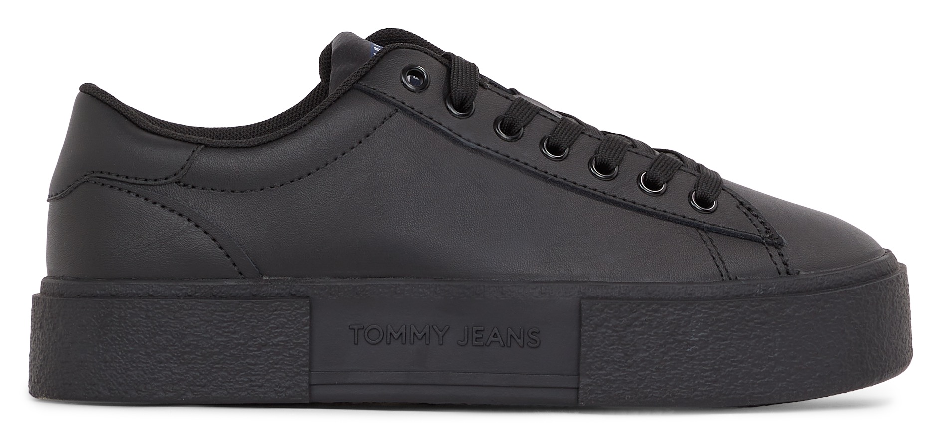 Tommy Jeans Plateausneaker »TJW FOXING FLATFORM SNEAKER«, Freizeitschuh, Halbschuh, Schnürschuh mit Logoschriftzug im Plateau Tommy Jeans Plateausneaker »TJW FOXING FLATFORM SNEAKER«, Freizeitschuh, Halbschuh, Schnürschuh mit Logoschriftzug im Plateau von Tommy Jeans