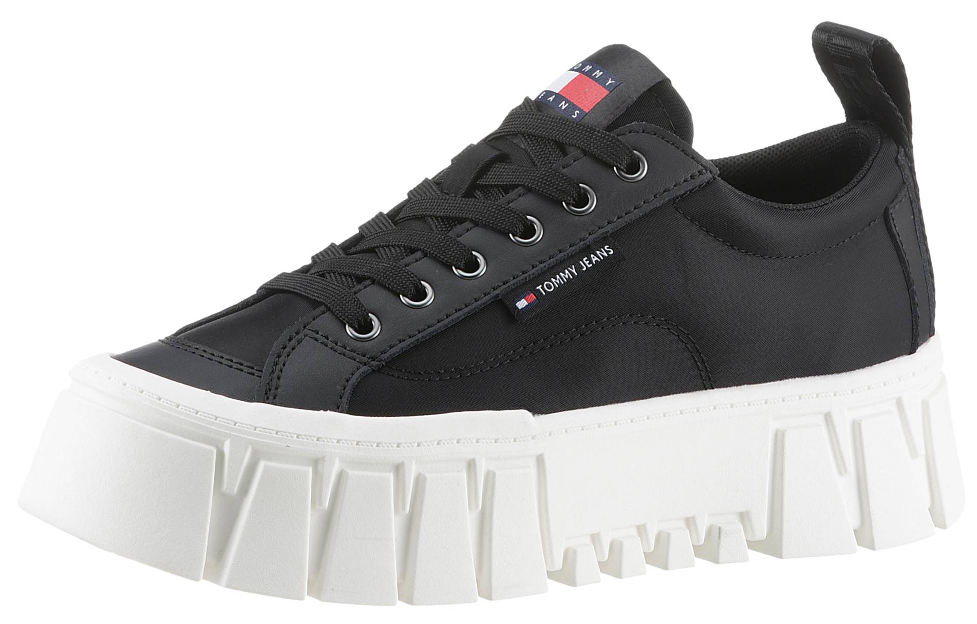 Tommy Jeans Plateausneaker »TJW VULC FLATFORM LC MIX MEDIA«, Freizeitschuh, Halbschuh, Schnürschuh mit derber Sohle Tommy Jeans Plateausneaker »TJW VULC FLATFORM LC MIX MEDIA«, Freizeitschuh, Halbschuh, Schnürschuh mit derber Sohle von Tommy Jeans