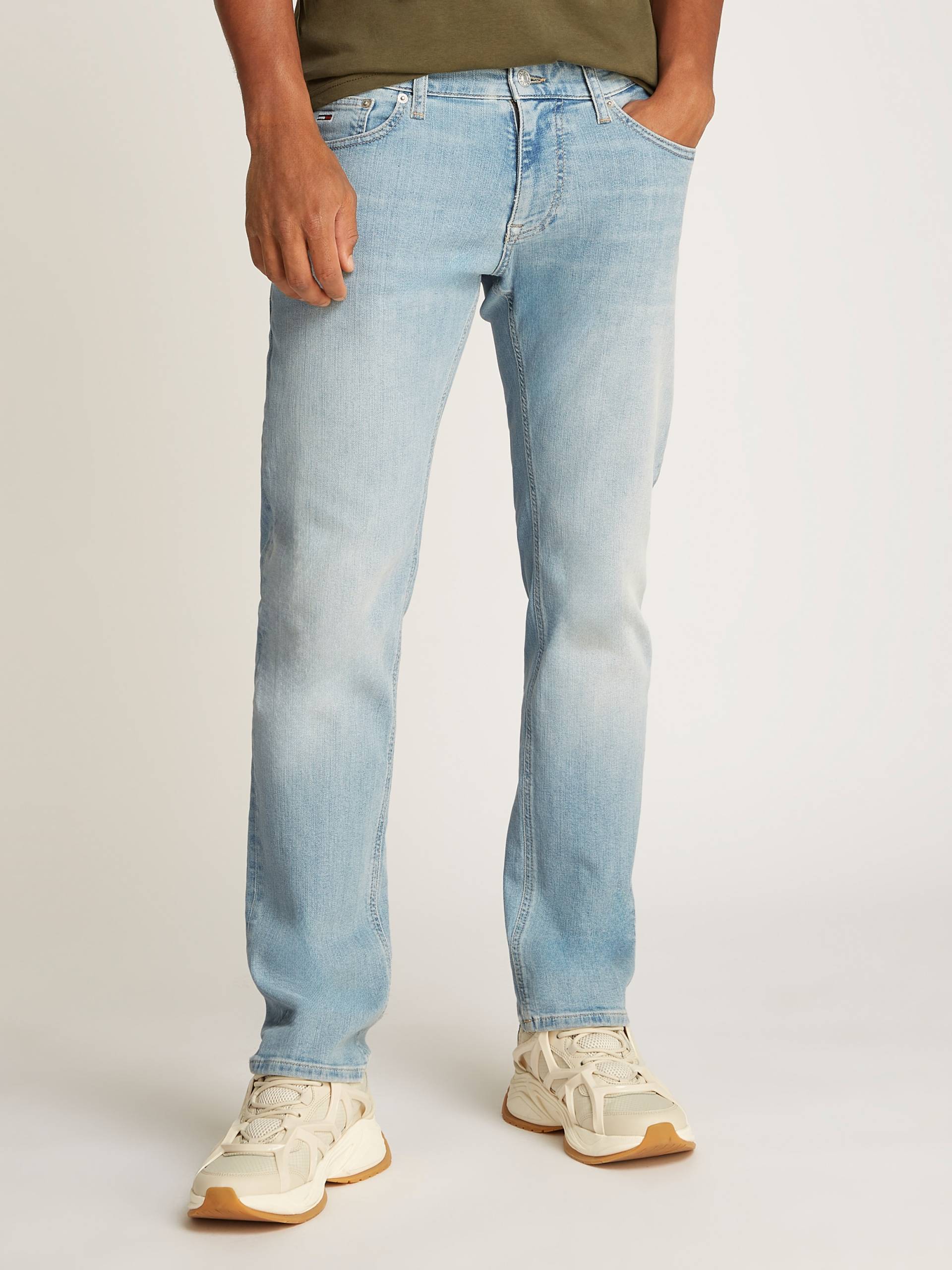 Tommy Jeans Slim-fit-Jeans »SCANTON SLIM«, mit Logoprägung Tommy Jeans Slim-fit-Jeans »SCANTON SLIM«, mit Logoprägung von Tommy Jeans