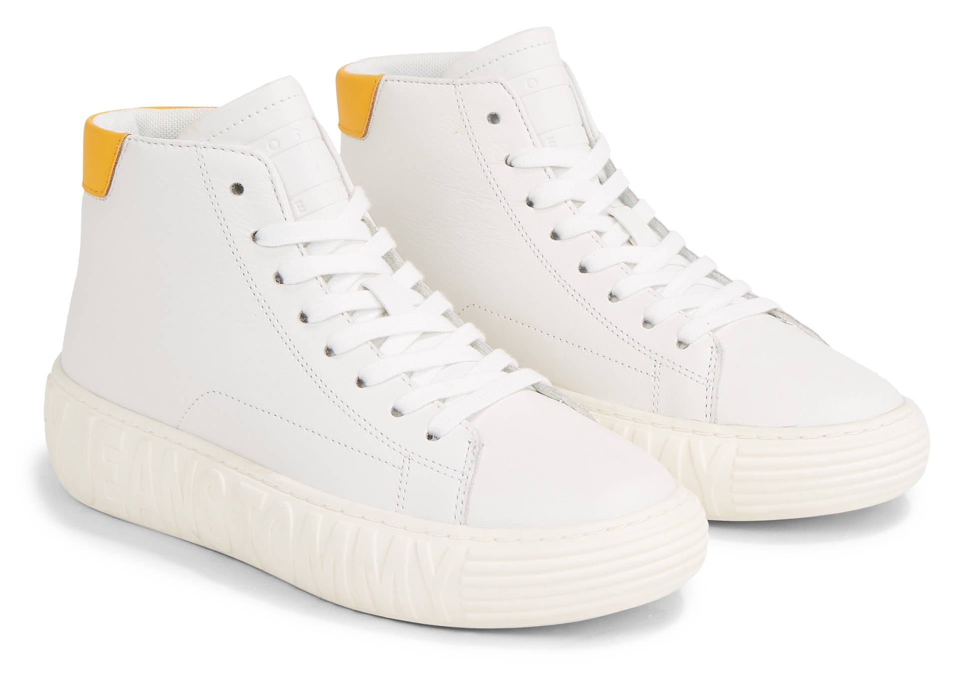 Tommy Jeans Sneaker »TJW NEW CUPSOLE LEATHER MC«, mit Kontrastbesatz an der Ferse von Tommy Jeans