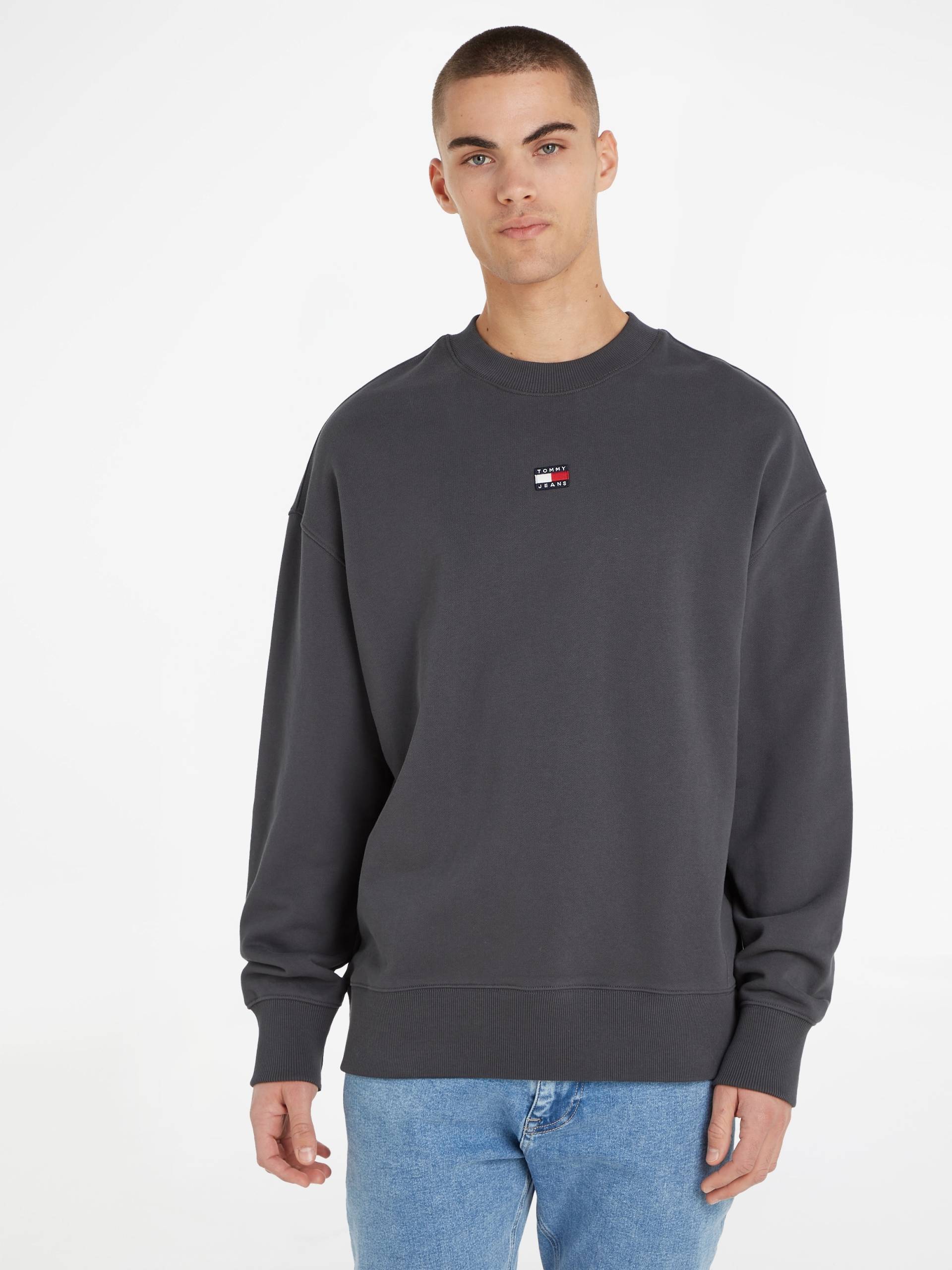 Tommy Jeans Sweatshirt »TJM RLX XS BADGE CREW«, mit Tommy Jeans Stickerei von Tommy Jeans