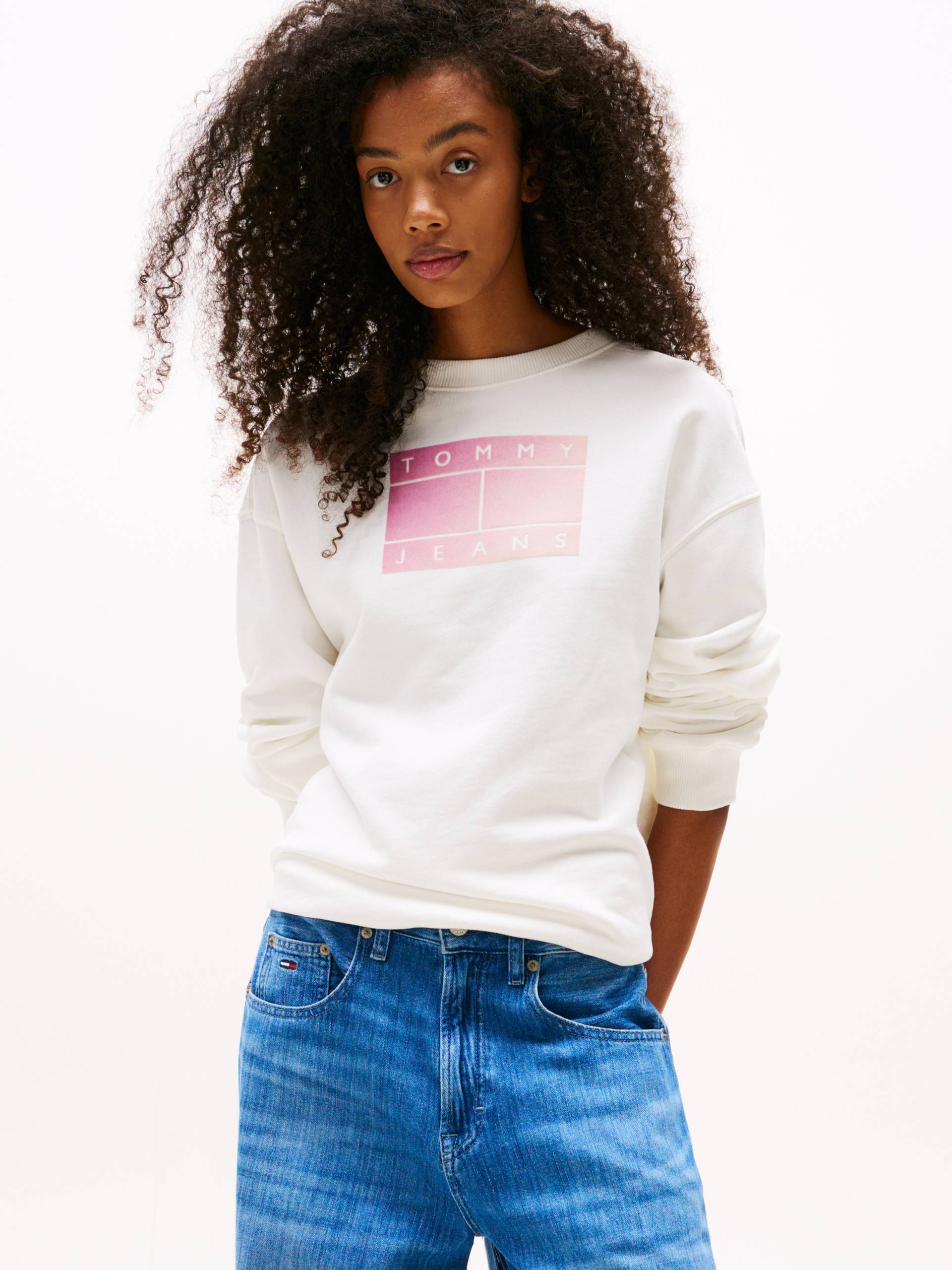 Tommy Jeans Sweatshirt »TJW RLX GRADIENT FLAG CREW« Tommy Jeans Sweatshirt »TJW RLX GRADIENT FLAG CREW« von Tommy Jeans