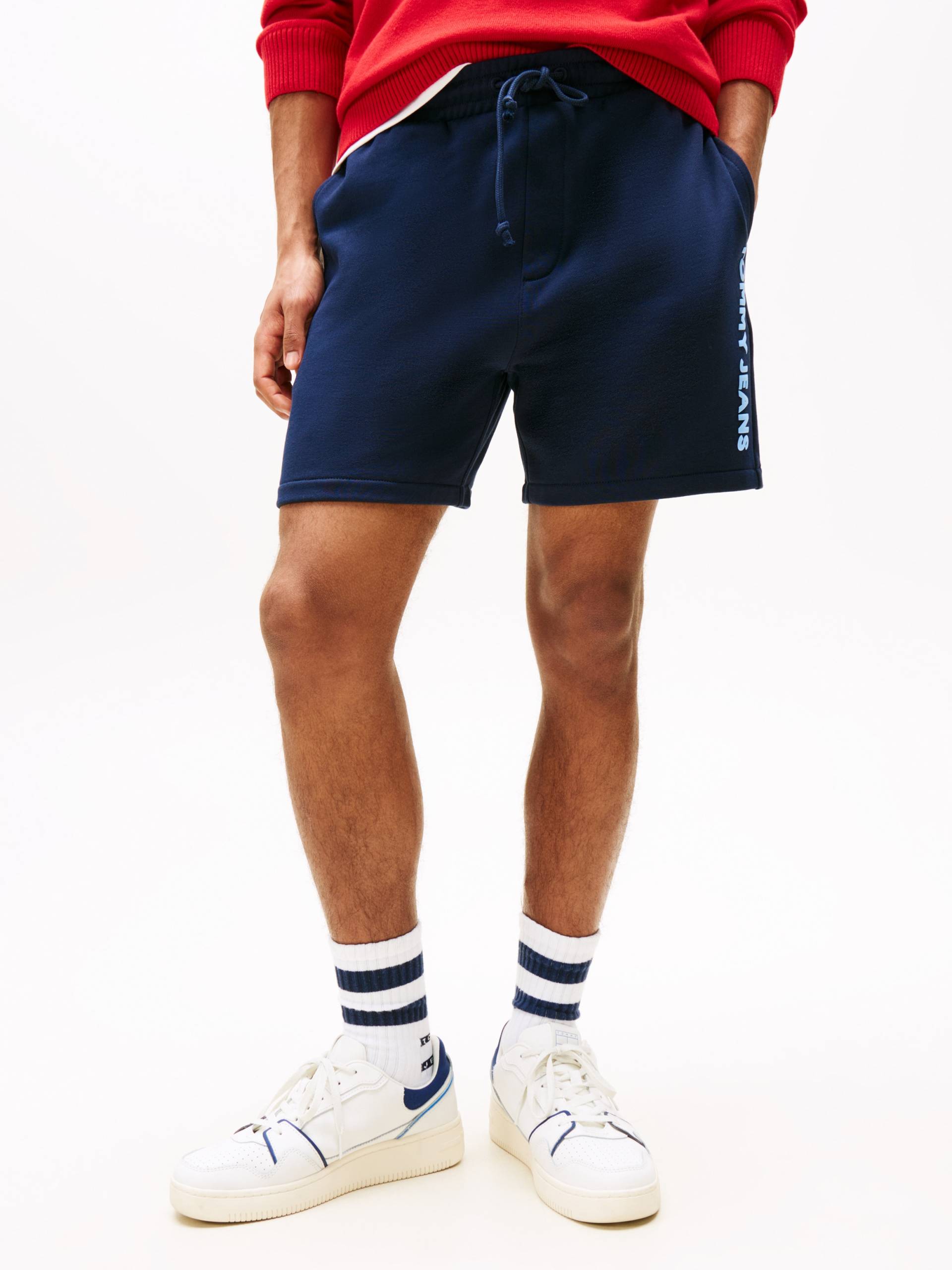 Tommy Jeans Sweatshorts »TJM RLX NEW CLSSCS BEACH SHORT«, Mit Kordelzug Tommy Jeans Sweatshorts »TJM RLX NEW CLSSCS BEACH SHORT«, Mit Kordelzug von Tommy Jeans