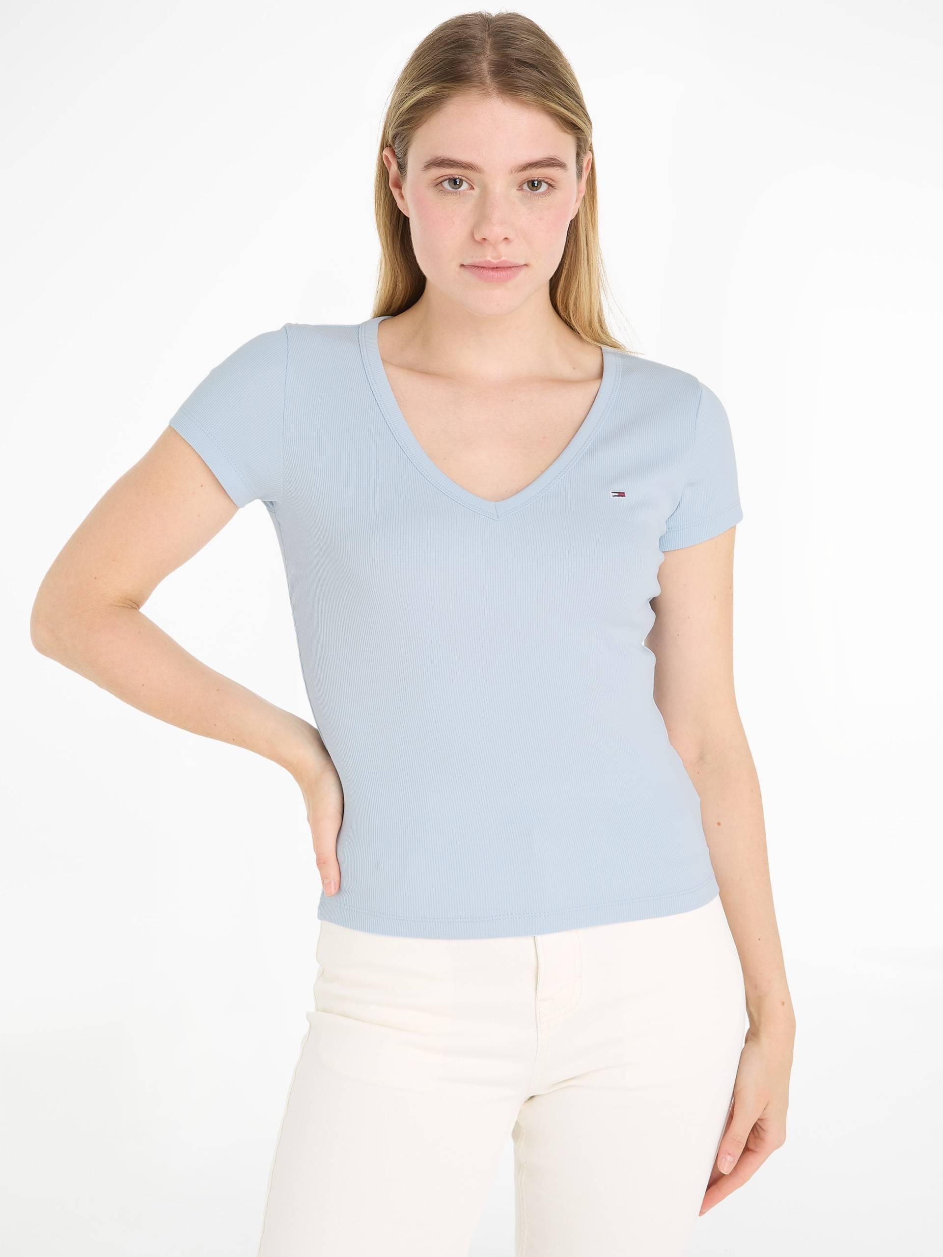 Tommy Jeans T-Shirt »Slim Essential Rib V-Neck Rippshirt«, mit Logostickerei von Tommy Jeans