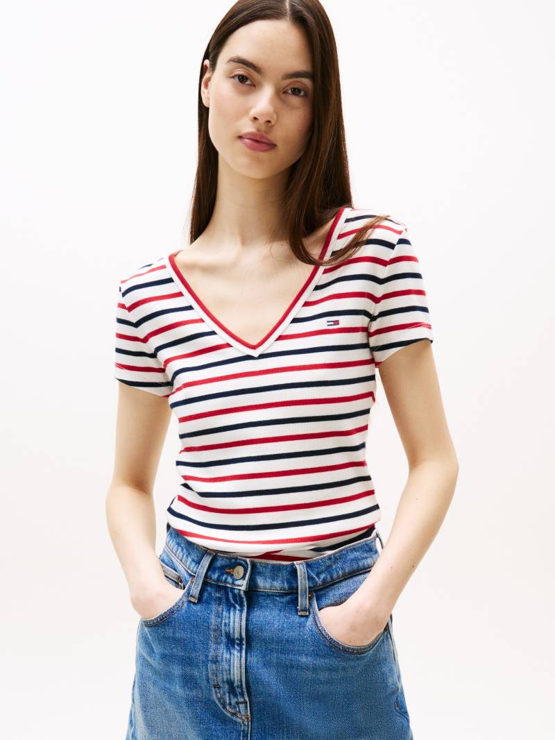 Tommy Jeans T-Shirt »TJW SLIM ESSENTIAL RIB V SS«, mit Logostickerei von Tommy Jeans