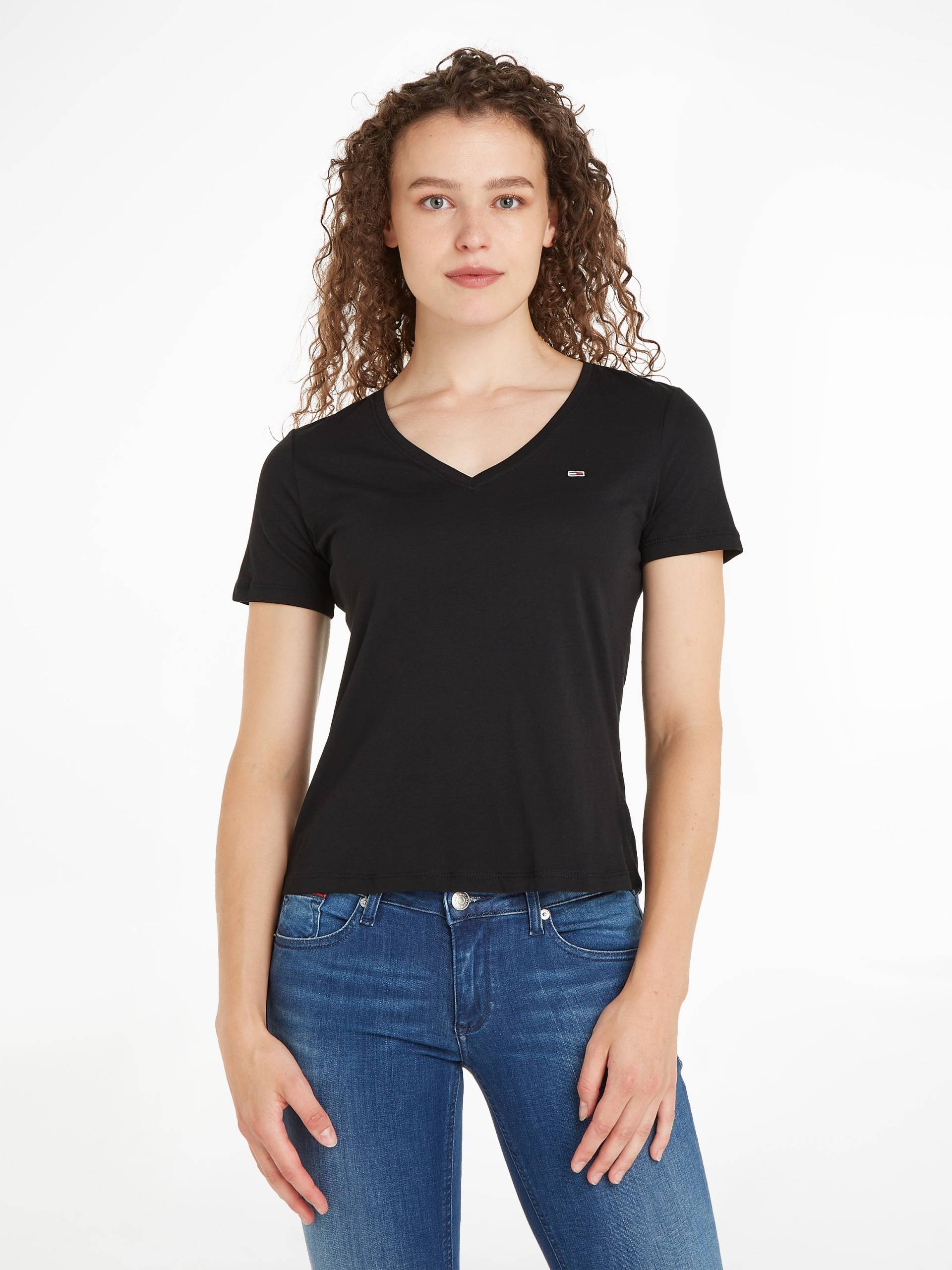 Tommy Jeans V-Shirt, mit Tommy Jeans Logo-Flag auf der Brust Tommy Jeans V-Shirt, mit Tommy Jeans Logo-Flag auf der Brust von Tommy Jeans