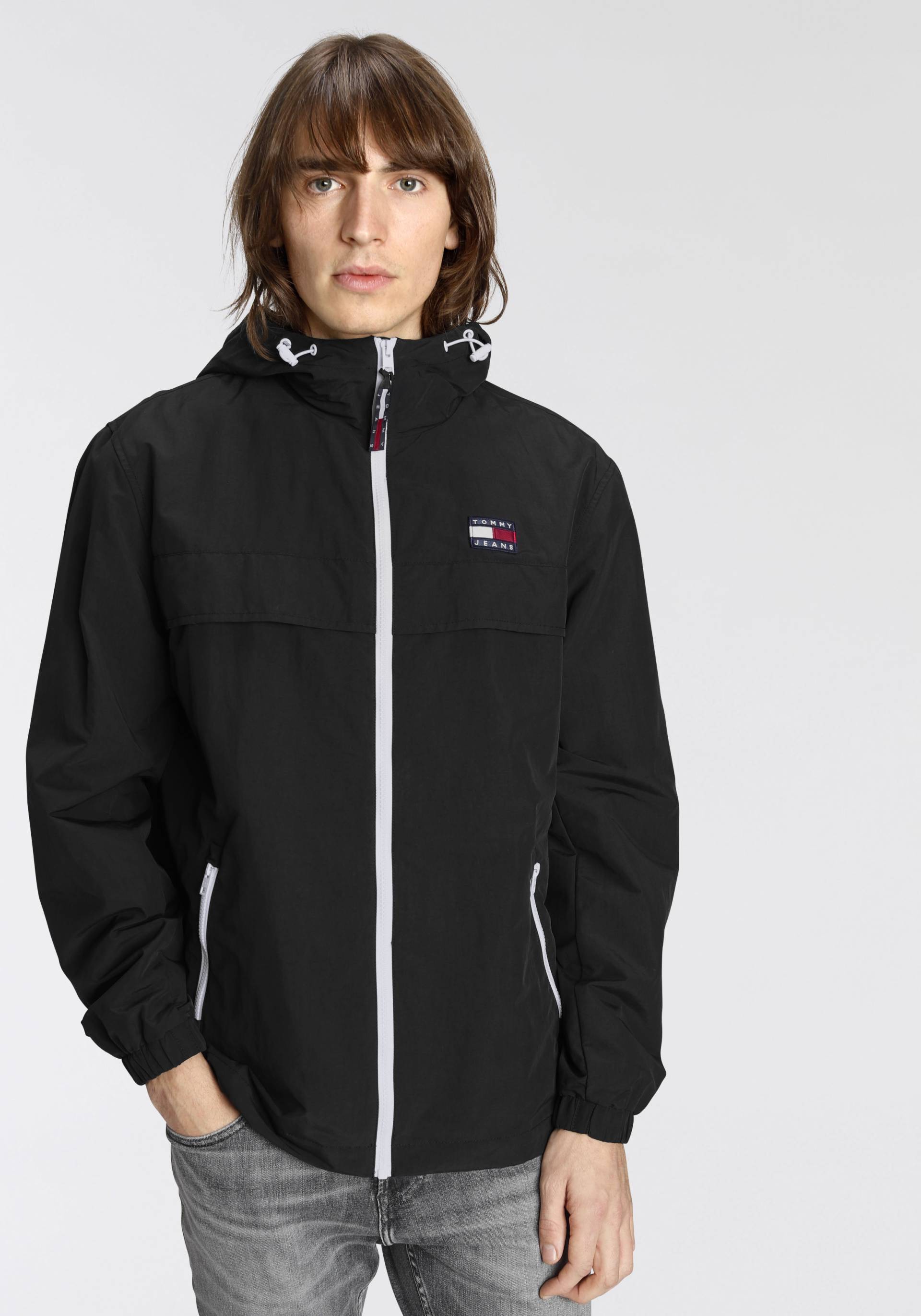 Tommy Jeans Blouson »TJM CHICAGO WINDBREAKER«, mit Kapuze von Tommy Jeans