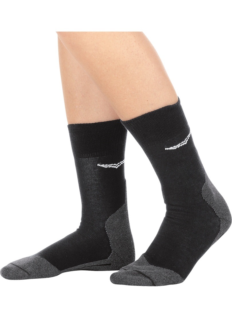 Trigema Funktionssocken »TRIGEMA Sportsocken mit Silberfarbenanteil«, (1 Paar) von Trigema