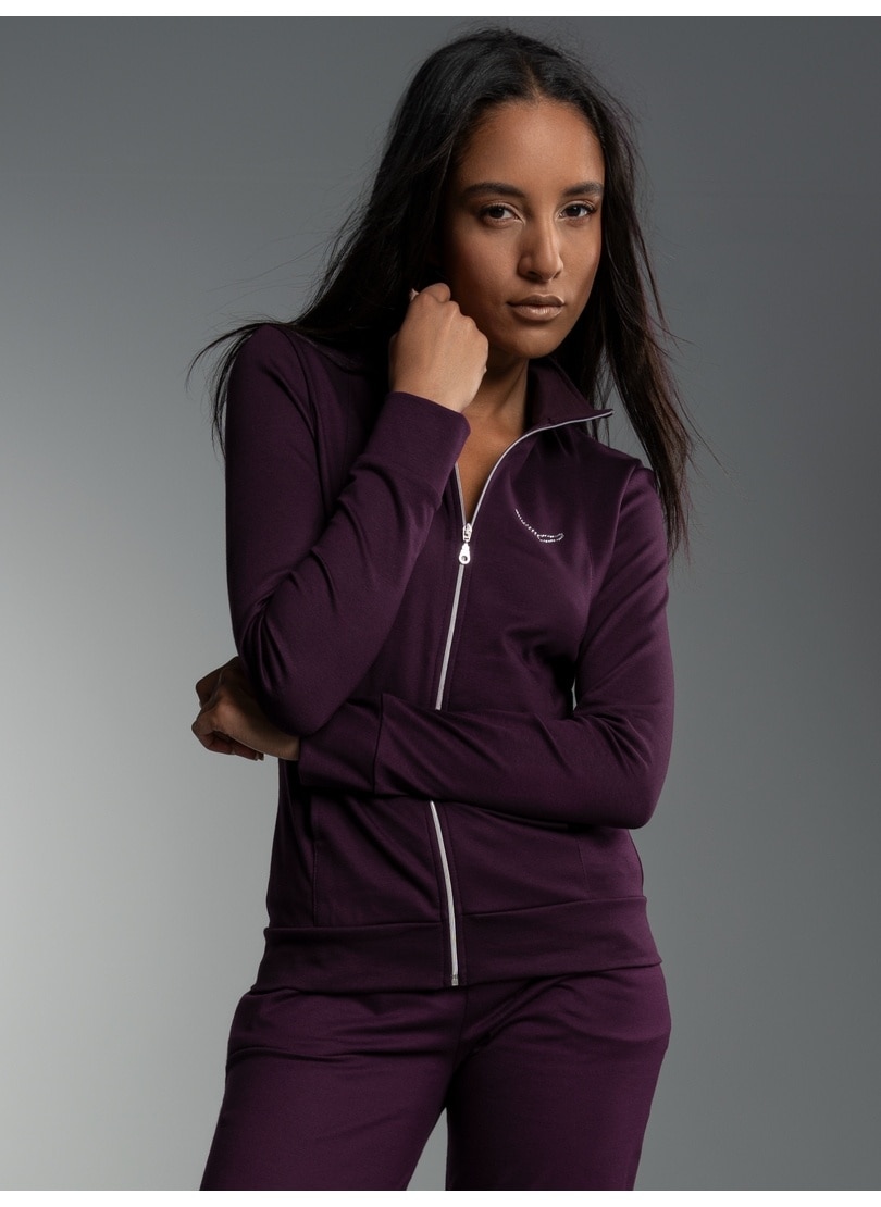 Trigema Sweatjacke »TRIGEMA Jacke veredelt mit Kristallsteinen« Trigema Sweatjacke »TRIGEMA Jacke veredelt mit Kristallsteinen« von Trigema