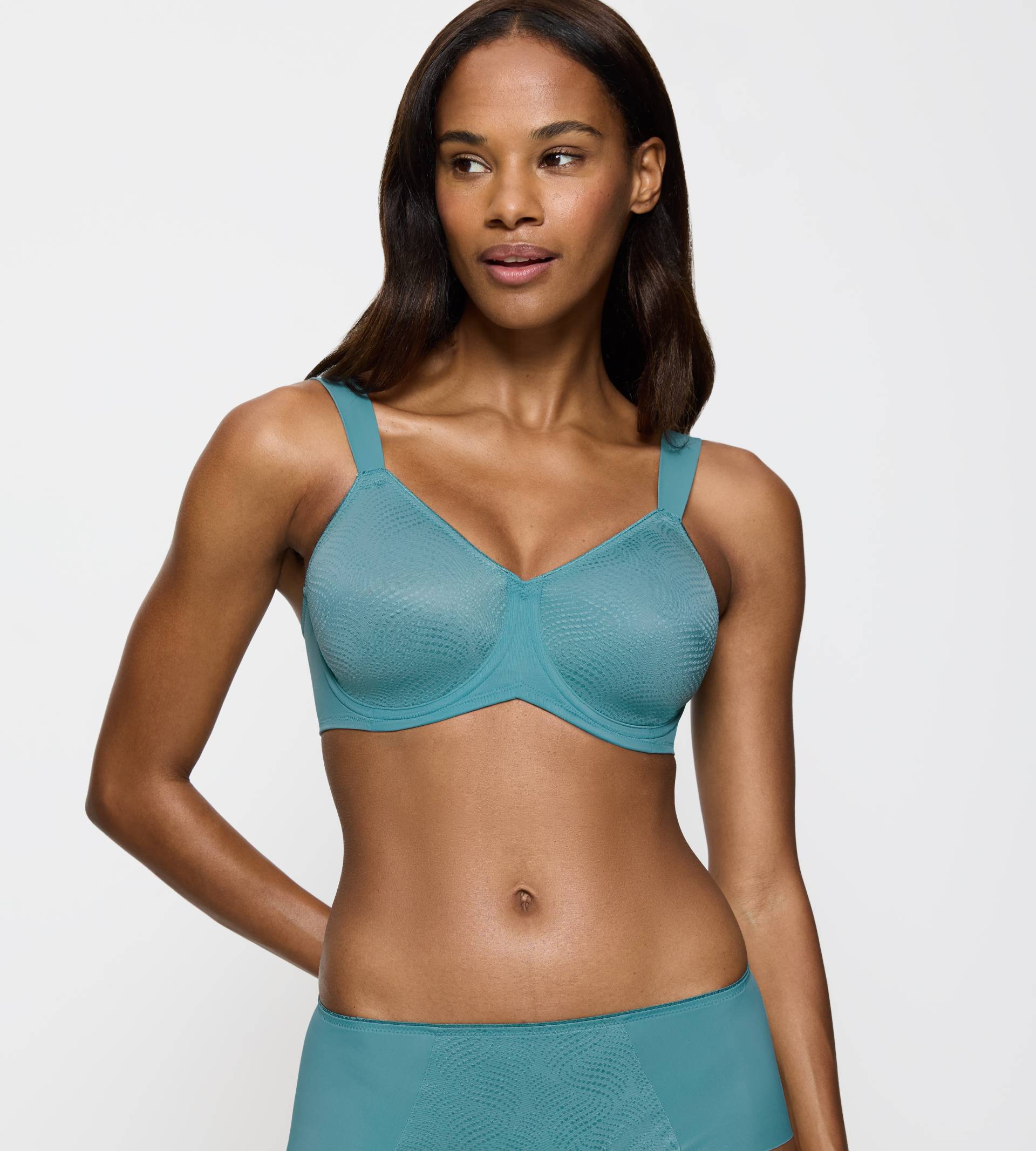 Triumph Minimizer-BH »Essential Minimizer T W X«, verkleinert die Brust optisch um eine Cup-Grösse Triumph Minimizer-BH »Essential Minimizer T W X«, verkleinert die Brust optisch um eine Cup-Grösse von Triumph