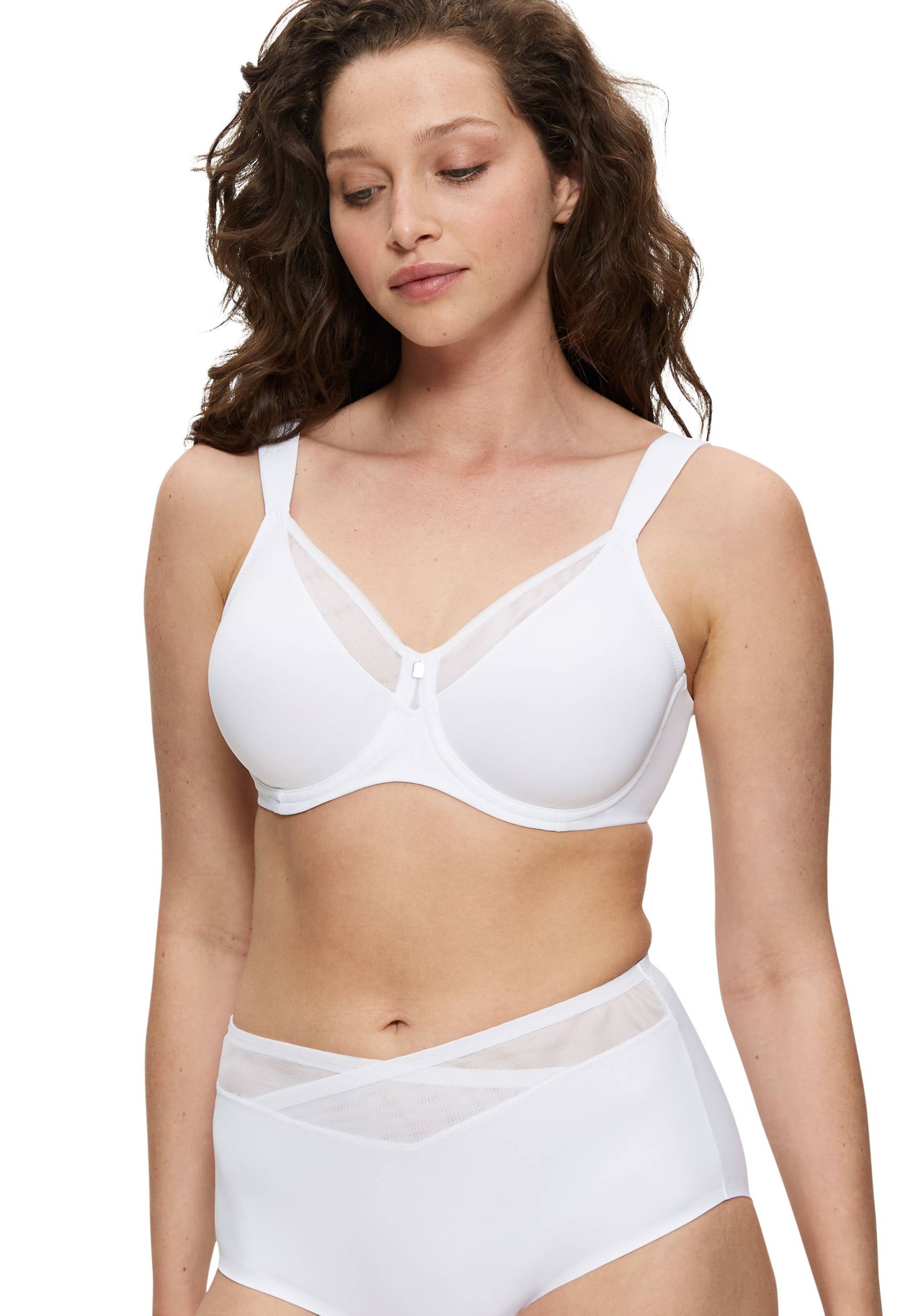Triumph Minimizer-BH »True Shape Sensation W01«, verkleinert die Brust optisch um eine Cup-Grösse Triumph Minimizer-BH »True Shape Sensation W01«, verkleinert die Brust optisch um eine Cup-Grösse von Triumph
