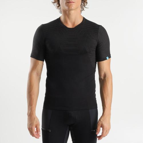 UYN Man Terracross Self Layer Shirt Short Sleeves Support Fit - black beauty (Grösse: S) von UYN
