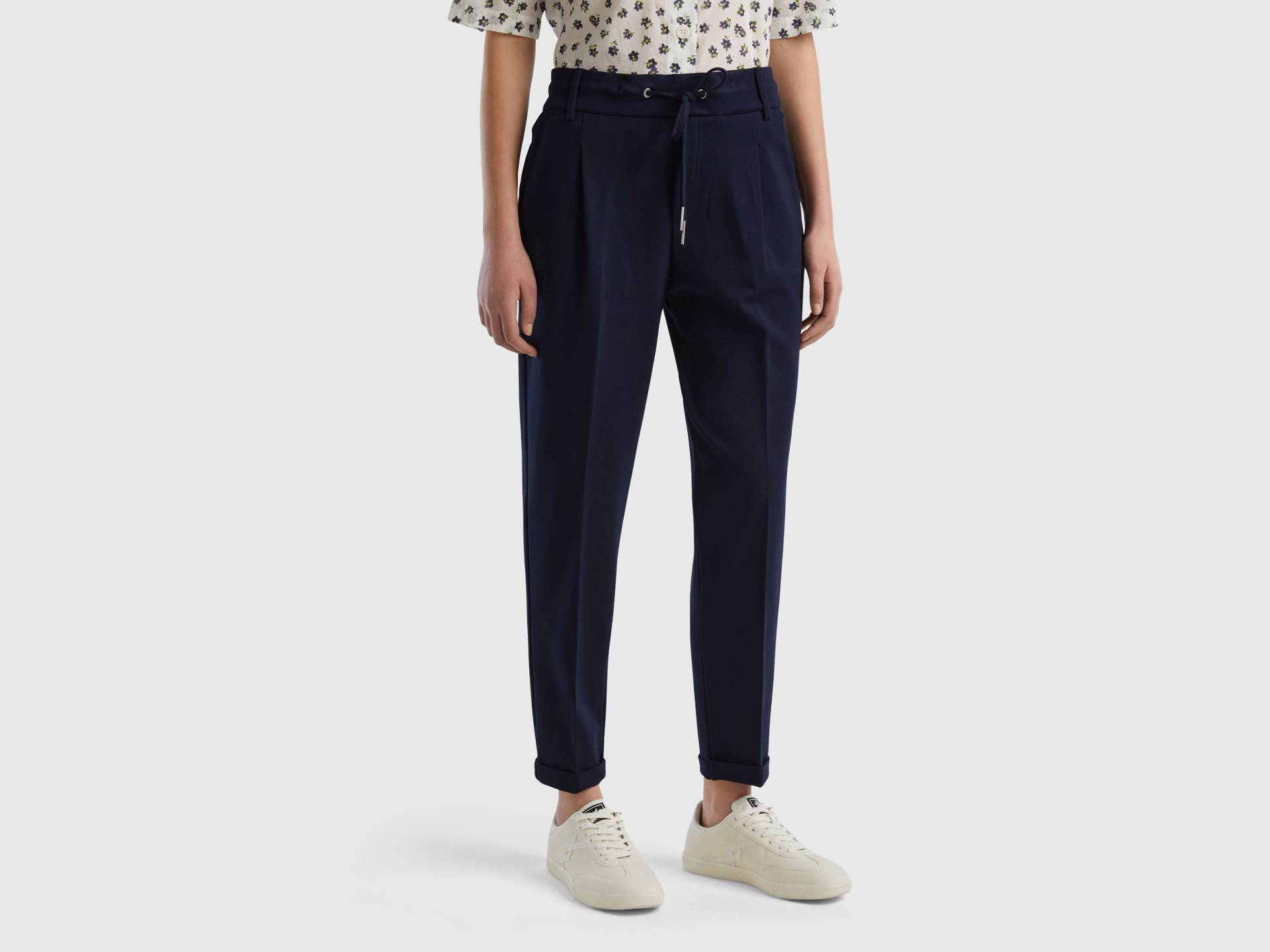 United Colors of Benetton Jogger Pants, mit Kordelzug und Gürtelschlaufen United Colors of Benetton Jogger Pants, mit Kordelzug und Gürtelschlaufen von United Colors of Benetton