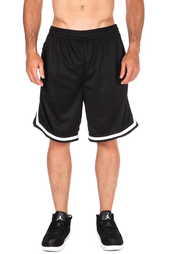 Urban Classics Stripes Mesh Shorts | Black + White | Herren  | XL von Urban Classics