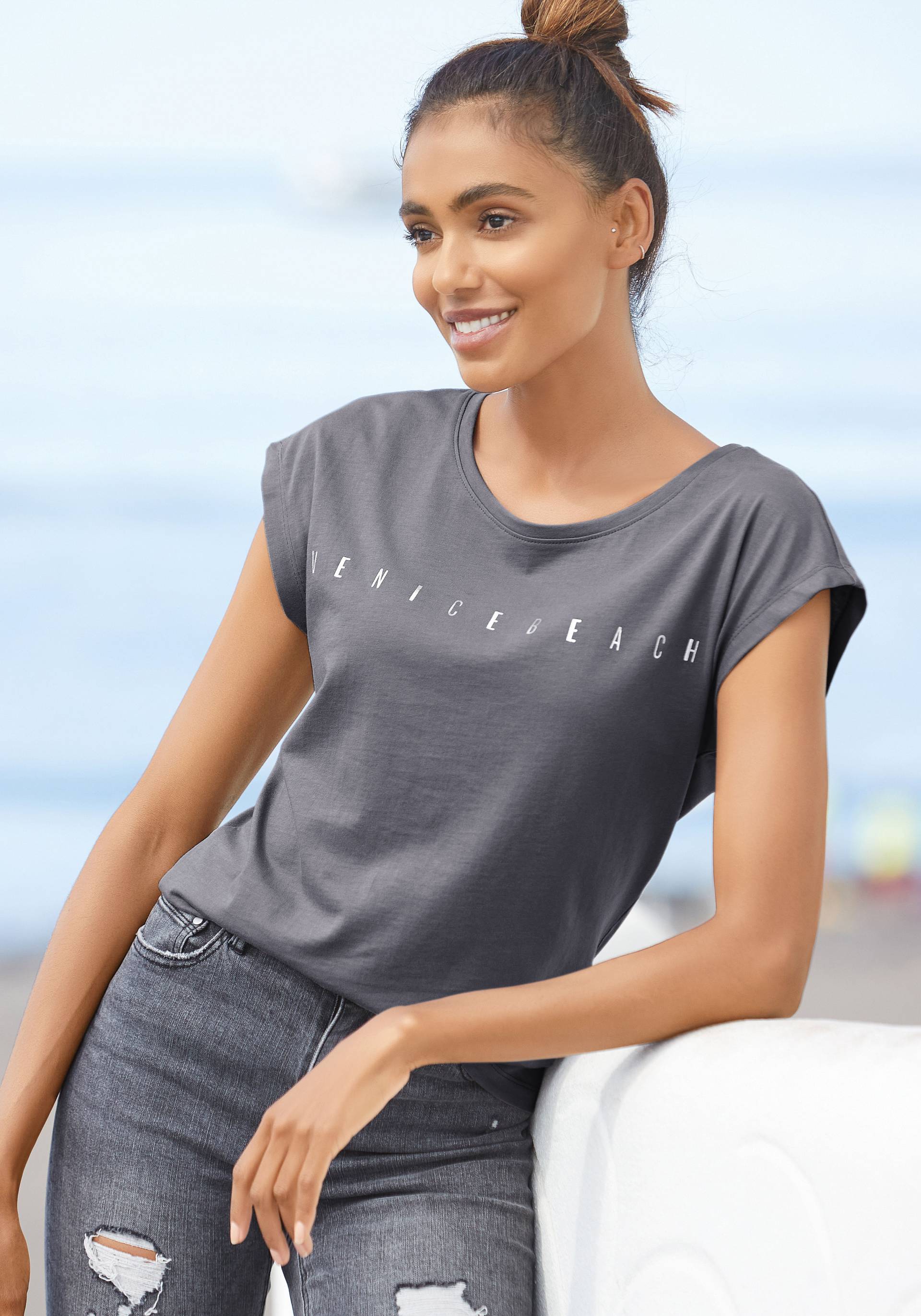 Venice Beach Kurzarmshirt, mit Logoprint vorne, T-Shirt aus Baumwolle, sportlich-casual, Basic von VENICE BEACH