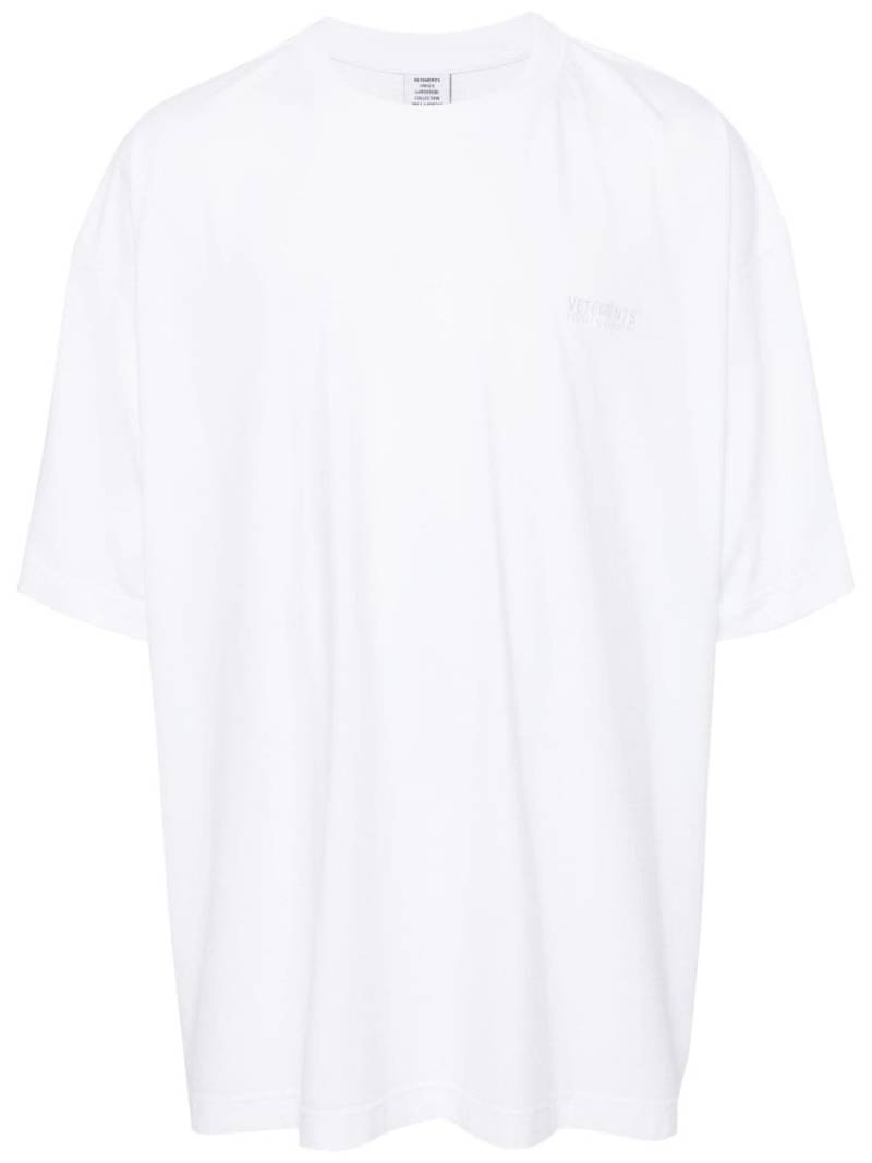 VETEMENTS logo-embroidered cotton T-shirt - White von VETEMENTS