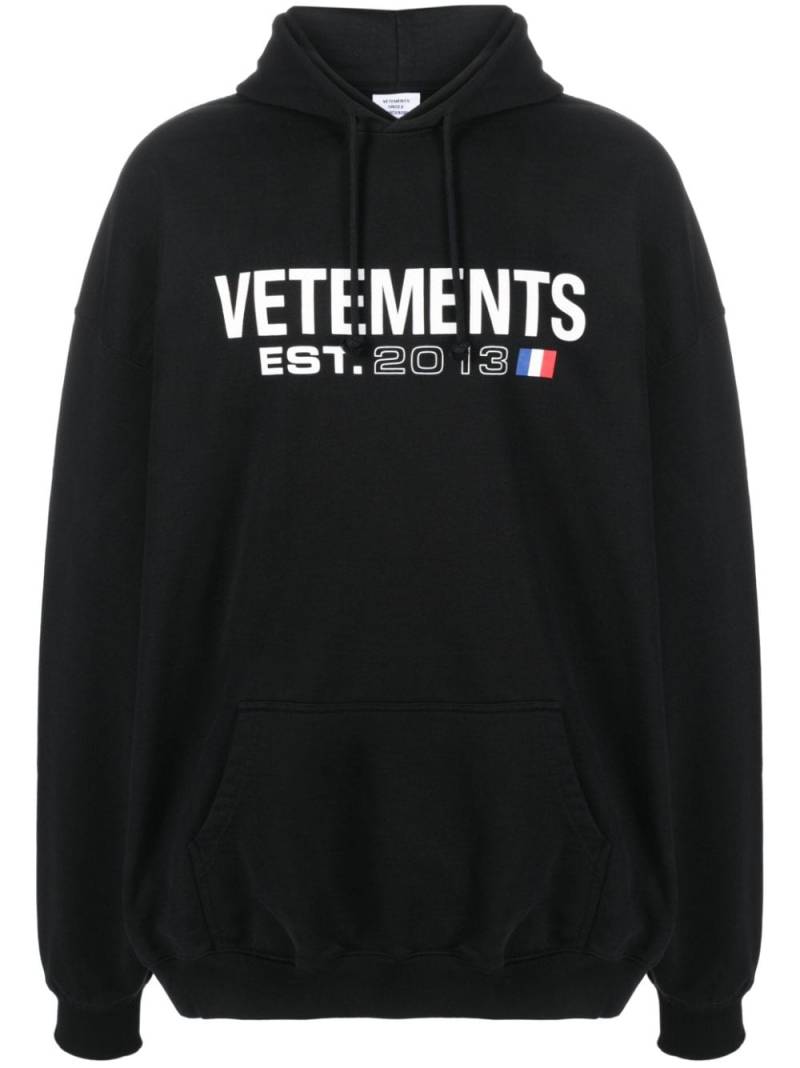 VETEMENTS logo-print hoodie - Black von VETEMENTS