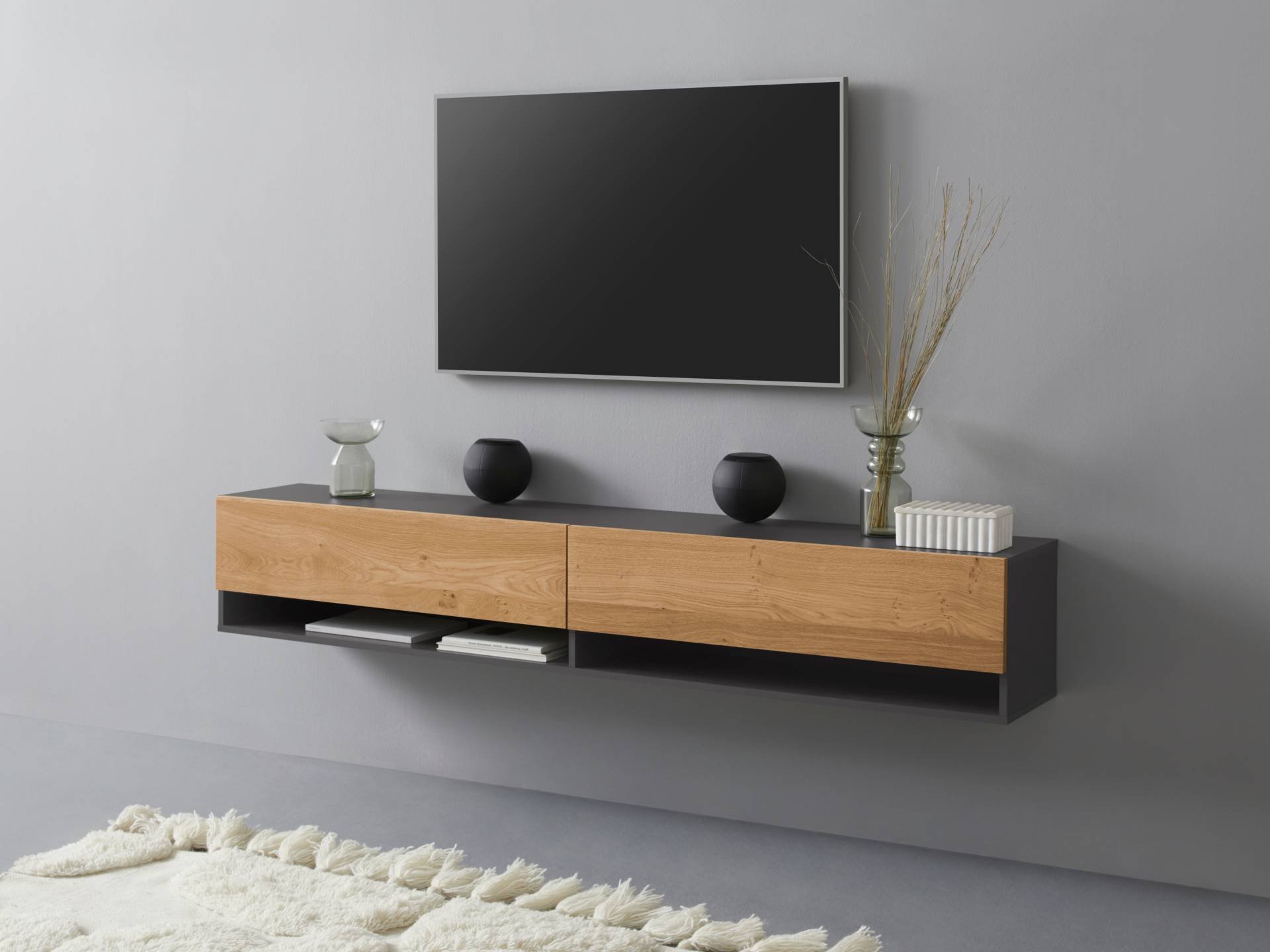 VOGL Möbelfabrik Lowboard »1237«, Breite 184 cm, hängend und stehend, Front Eiche furniert VOGL Möbelfabrik Lowboard »1237«, Breite 184 cm, hängend und stehend, Front Eiche furniert von VOGL Möbelfabrik