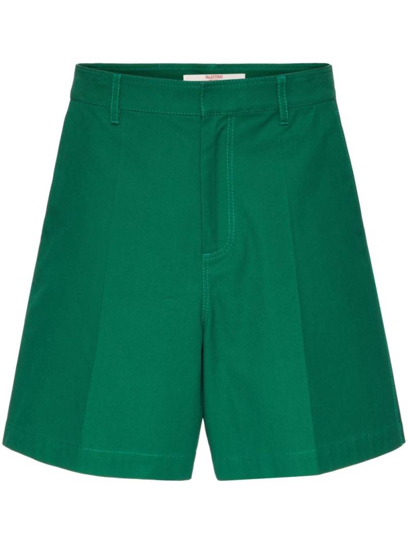 Valentino Garavani V-detail canvas bermuda shorts - Green von Valentino Garavani