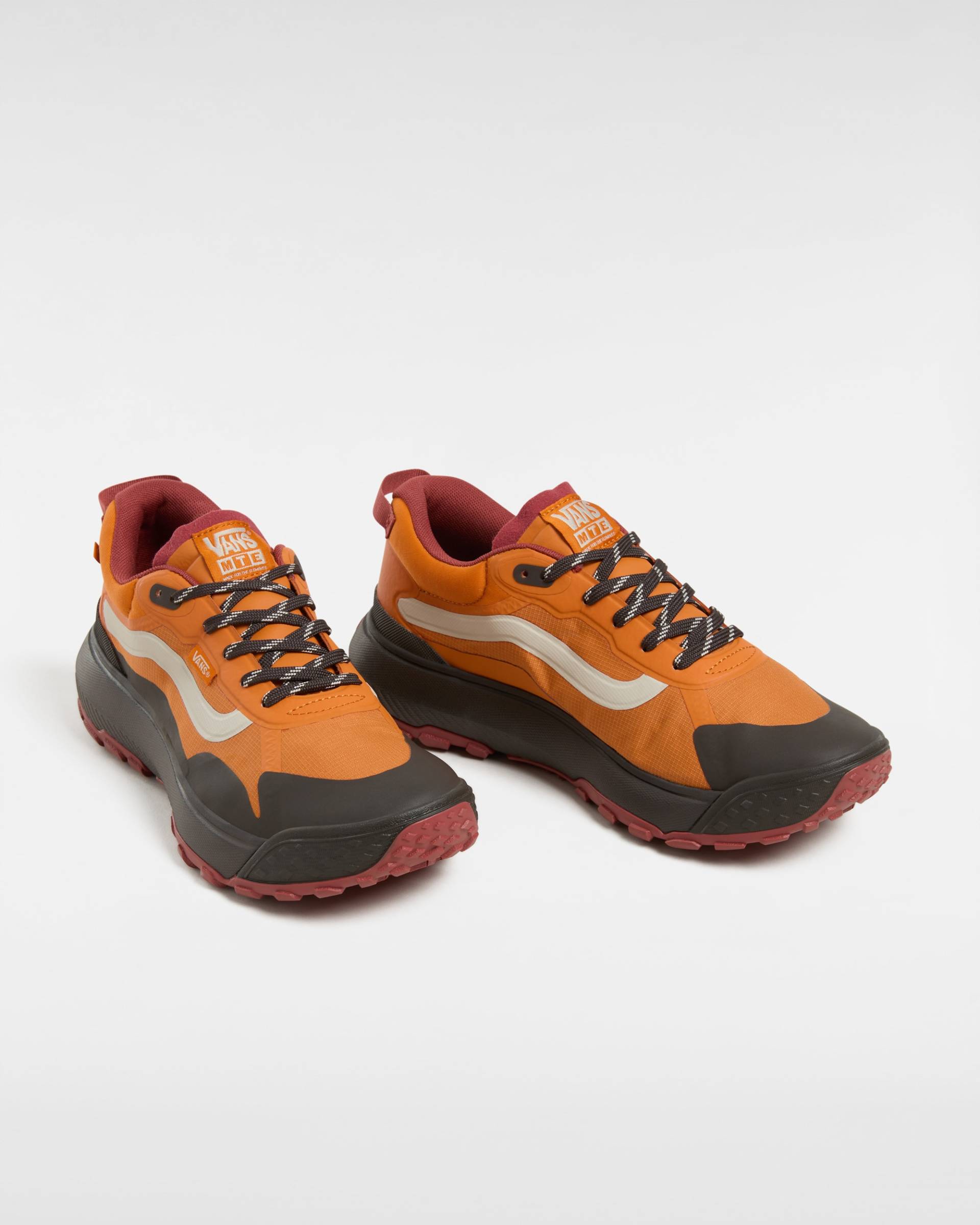 Vans Sneaker »MTE Crosspath«, wasserabweisend Vans Sneaker »MTE Crosspath«, wasserabweisend von Vans