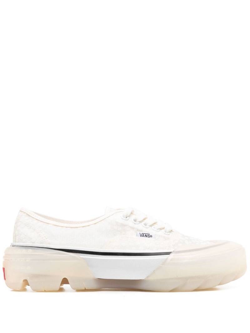 Vans chunky logo-patch lace-up sneakers - White von Vans
