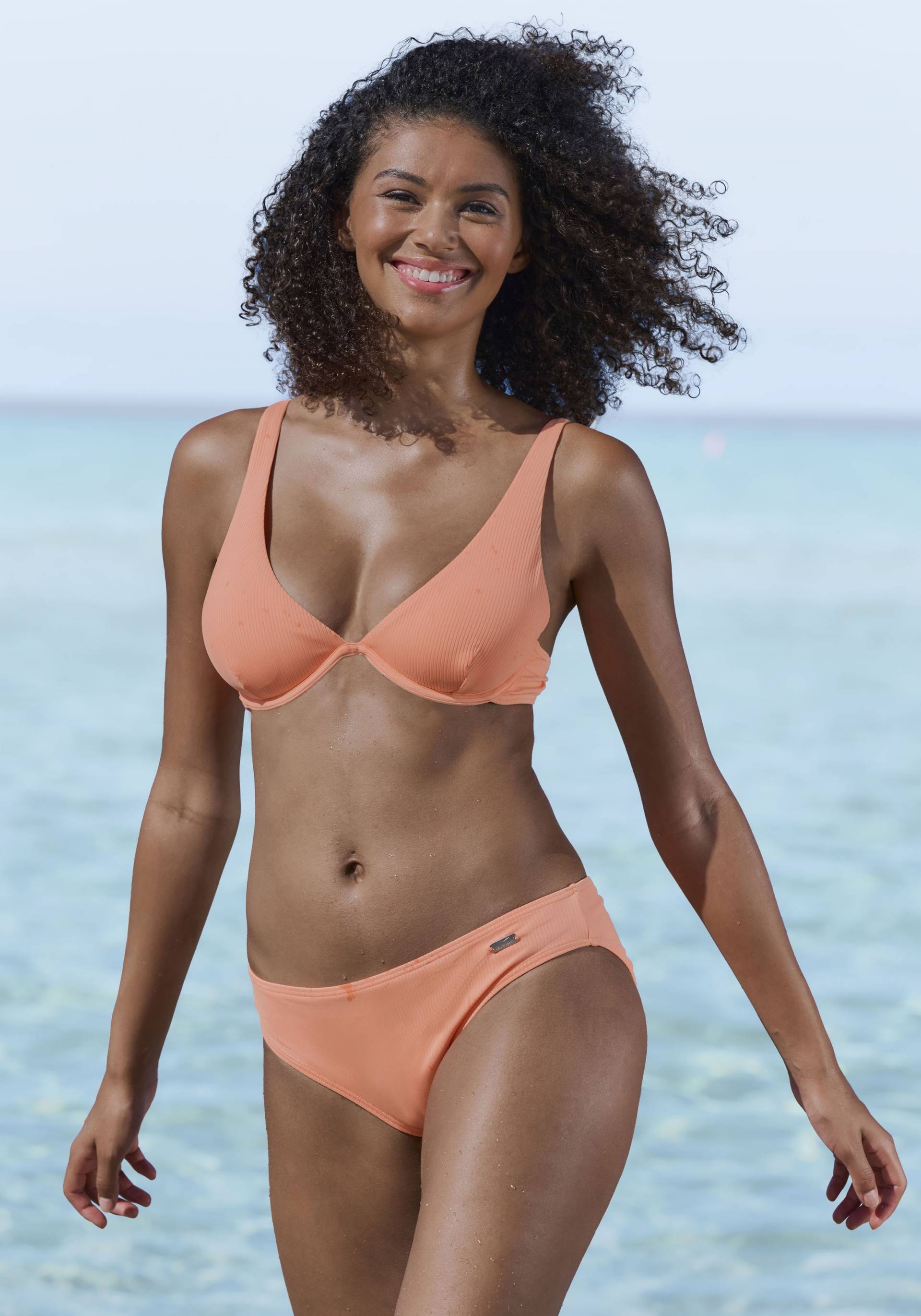Venice Beach Bügel-Bikini-Top »Lucky«, aus gerippter Strukturware von Venice Beach