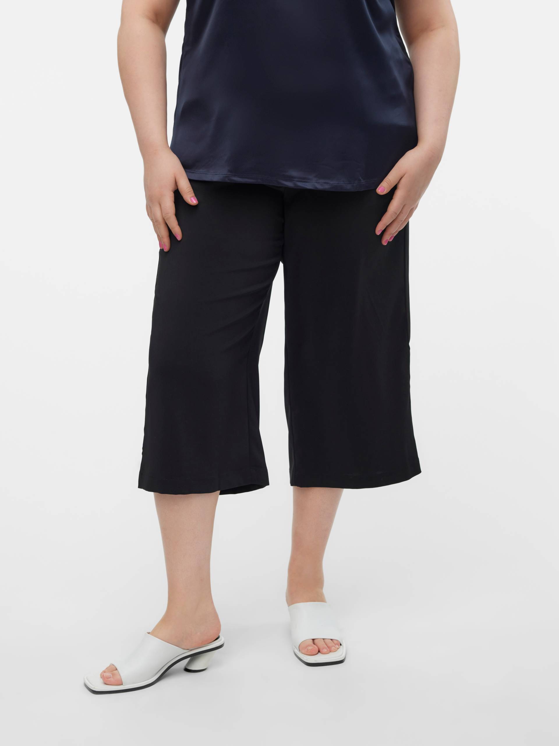 Vero Moda Curve Culotte »VMCOCO CULOTTE PANT WVN GA NOOS CUR« Vero Moda Curve Culotte »VMCOCO CULOTTE PANT WVN GA NOOS CUR« von Vero Moda Curve