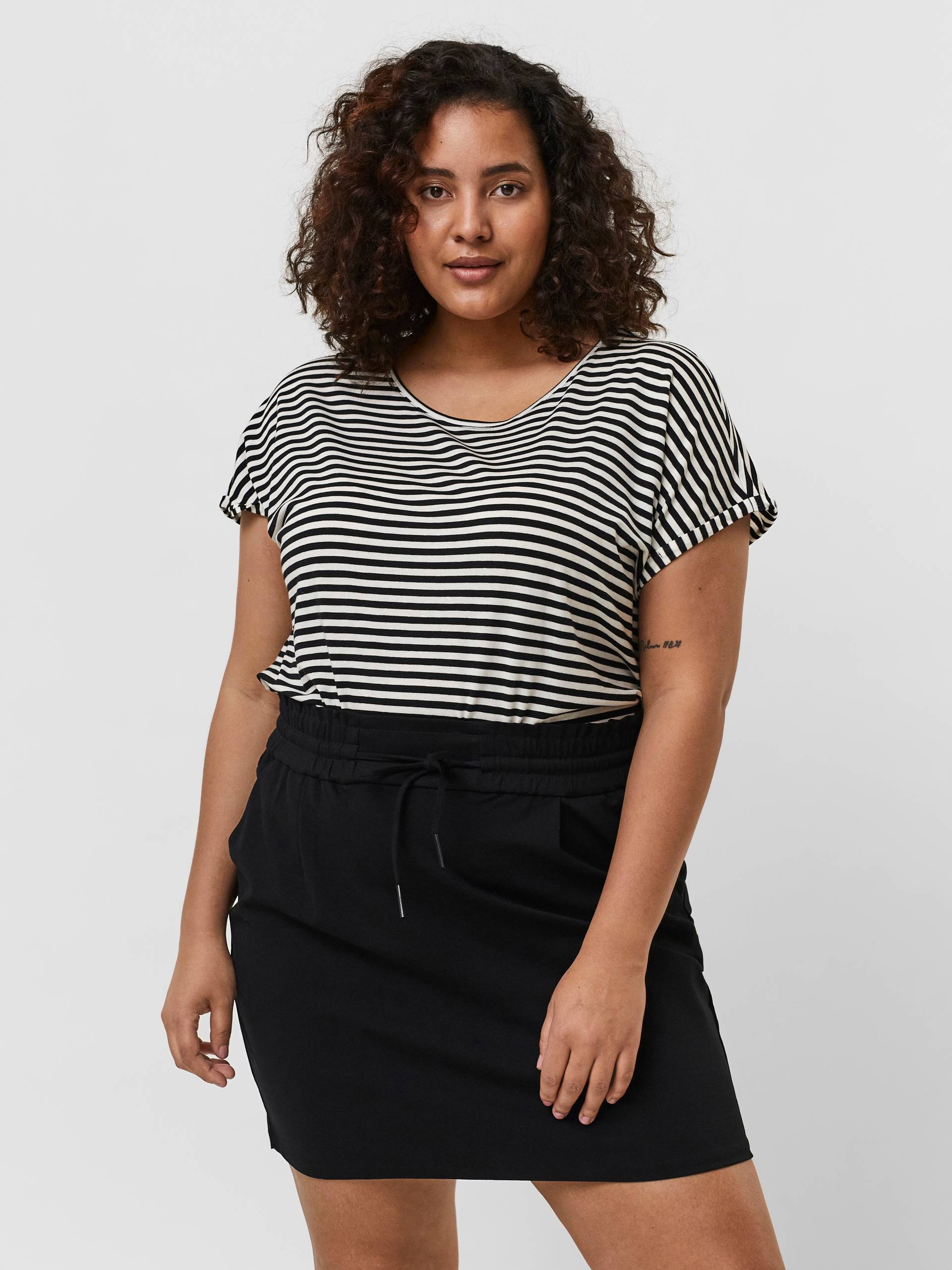 Vero Moda Curve Kurzarmshirt »VMAVA PLAIN SS TOP STRIPE GA NOOS CURVE« Vero Moda Curve Kurzarmshirt »VMAVA PLAIN SS TOP STRIPE GA NOOS CURVE« von Vero Moda Curve