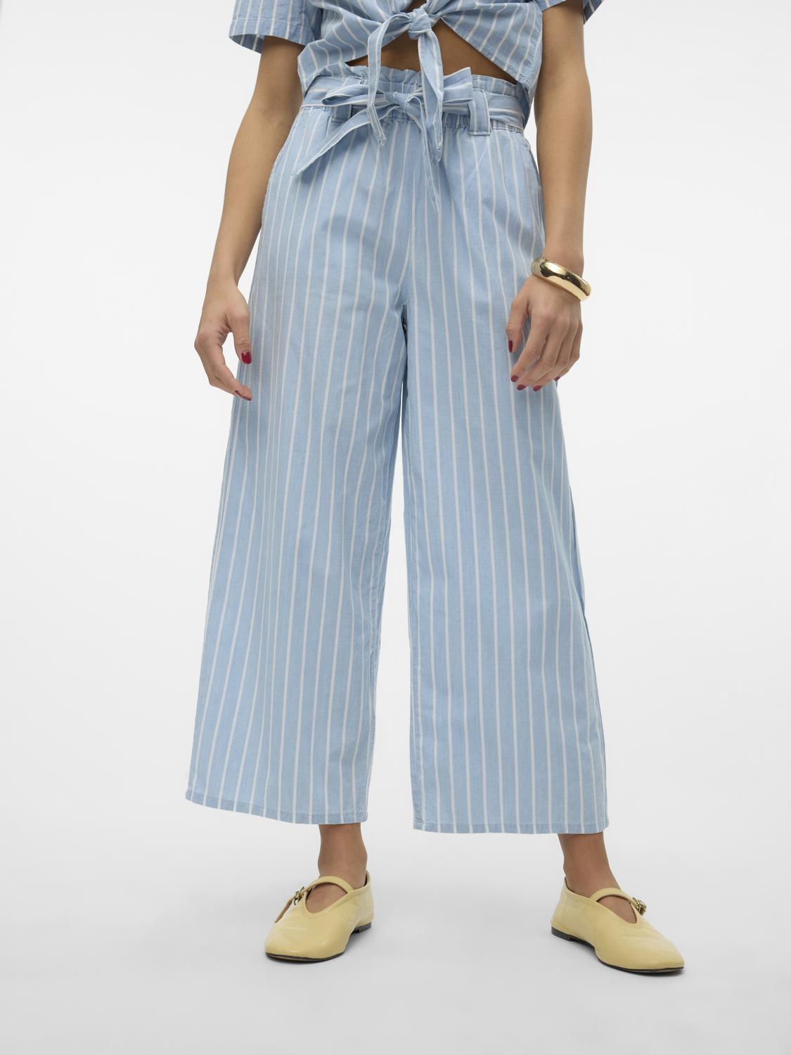Vero Moda Culotte »VMXENIA HR LOOSE CHAMBRAY CULOTTE PANTS« Vero Moda Culotte »VMXENIA HR LOOSE CHAMBRAY CULOTTE PANTS« von Vero Moda
