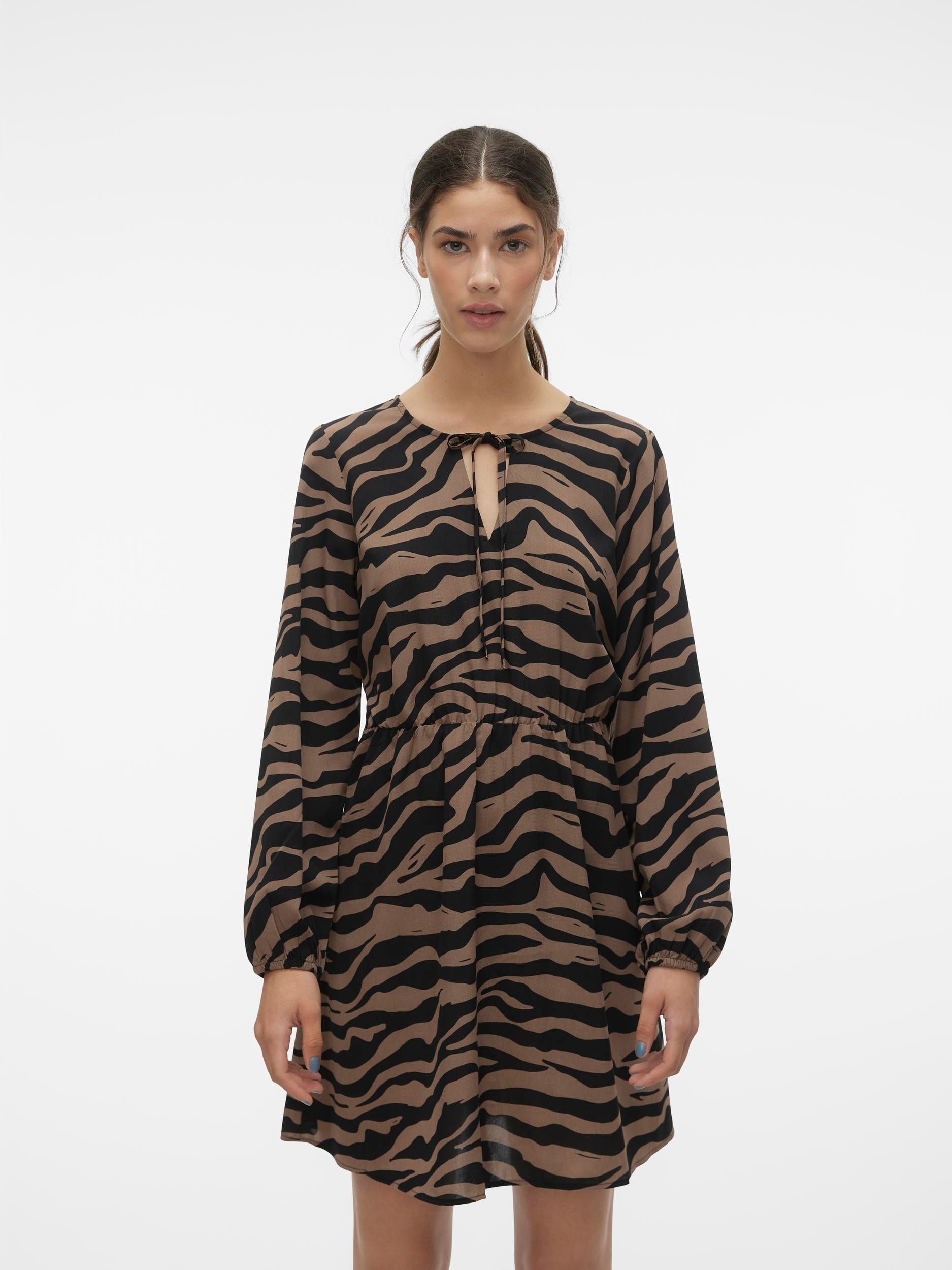 Vero Moda Minikleid »VMSHILAH NAJA LS SHORT DRESS WVN GA« Vero Moda Minikleid »VMSHILAH NAJA LS SHORT DRESS WVN GA« von Vero Moda