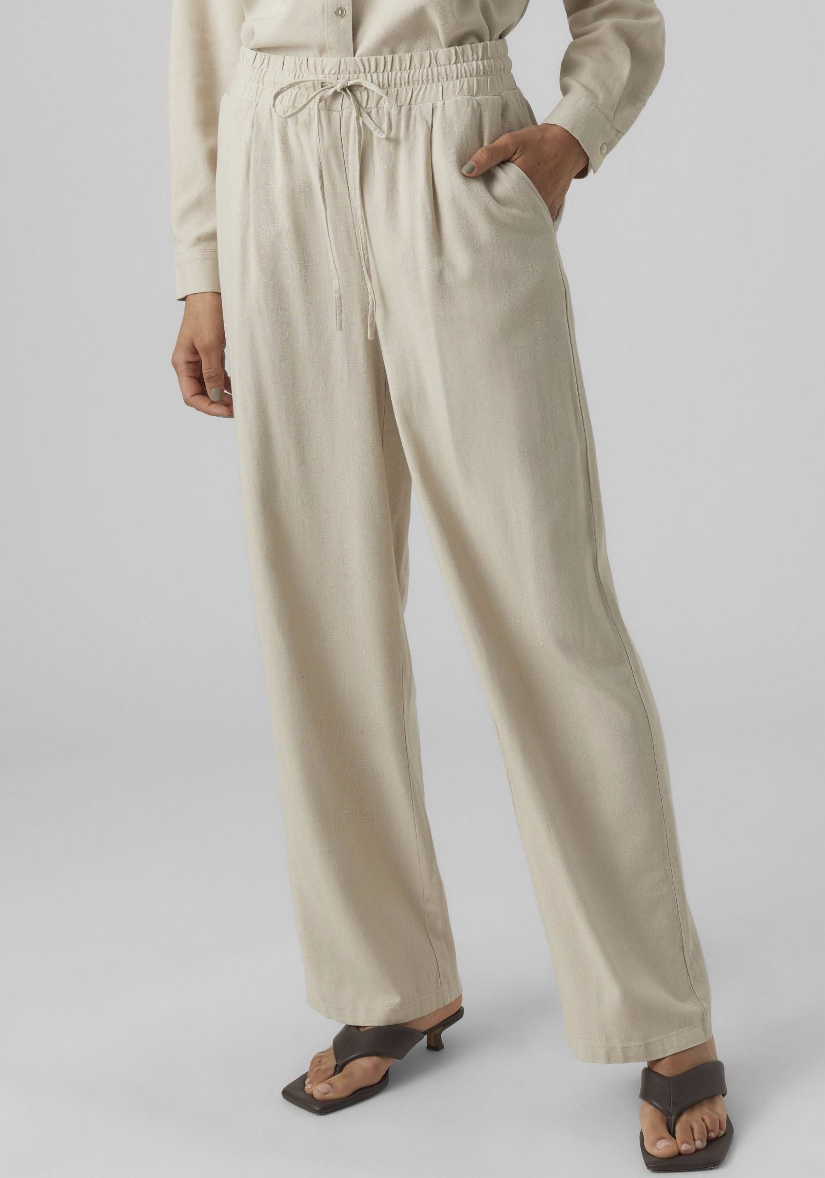 Vero Moda Schlupfhose »VMJESMILO WIDE PANTS GA NOOS«, mit Leinen Vero Moda Schlupfhose »VMJESMILO WIDE PANTS GA NOOS«, mit Leinen von Vero Moda