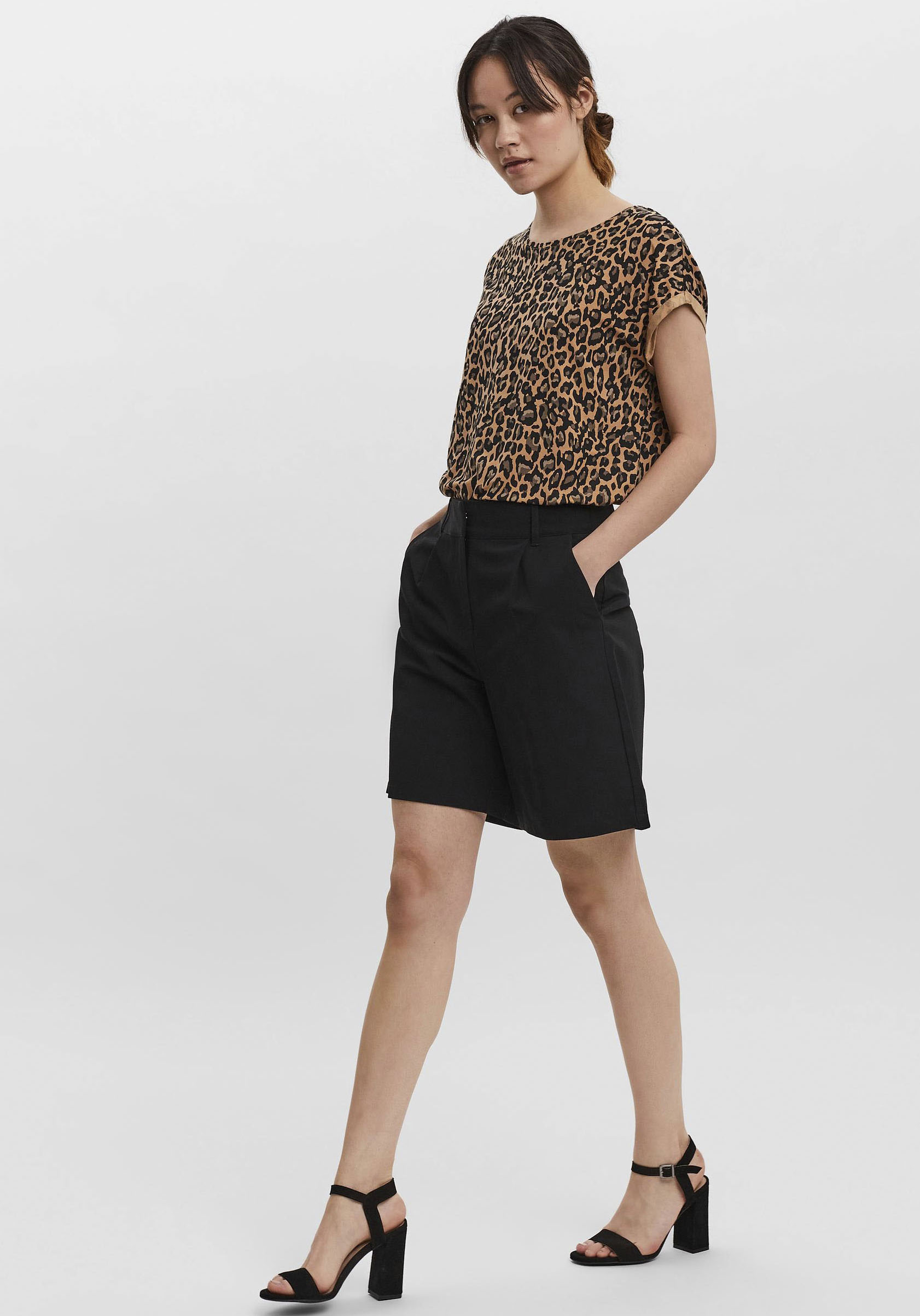 Vero Moda Shorts »VMZELDA HW LOOSE SHORTS NOOS« von Vero Moda