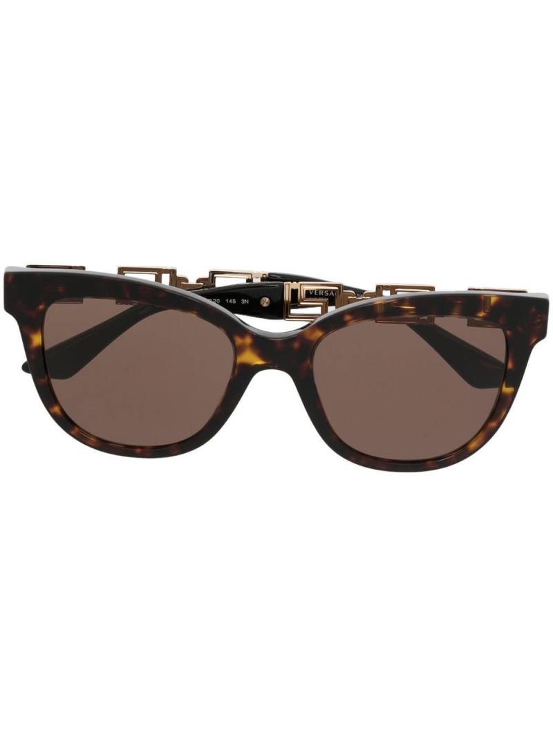 Versace Eyewear Greek Key-embellished sunglasses - Brown von Versace Eyewear