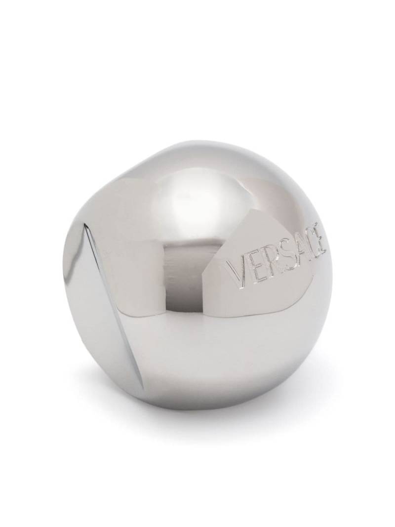 Versace Sphere logo-engraved ring - Silver von Versace