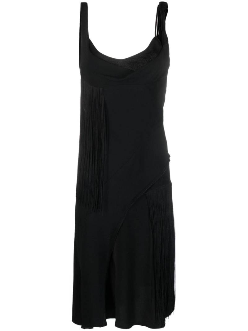 Victoria Beckham asymmetric fringed slip dress - Black von Victoria Beckham