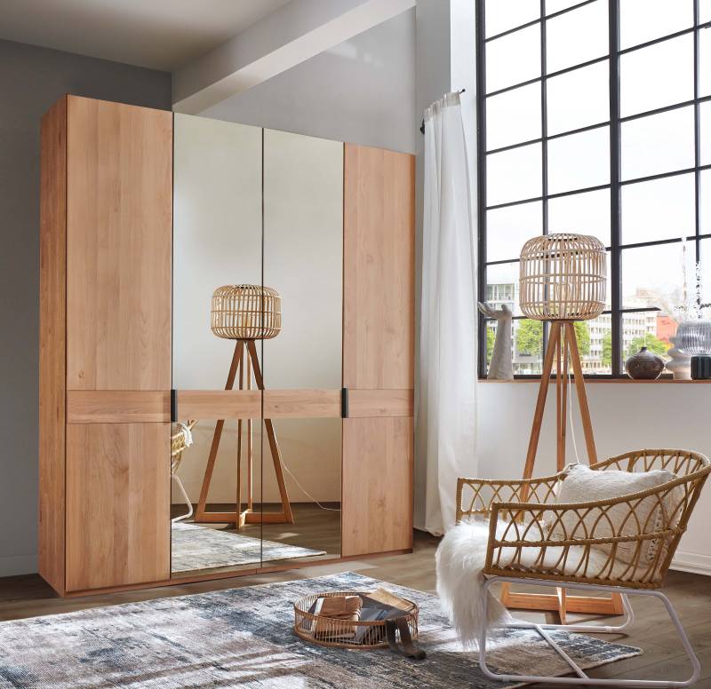 WIEMANN Drehtürenschrank »Cardiff, Massivholztüren in Kombination mit Glas- oder Spiegeltüren«, (4 Breiten, 2 Höhen 216/236cm auswählbar), hochwertiges Design in langlebiger Qualität, viel Stauraum von WIEMANN