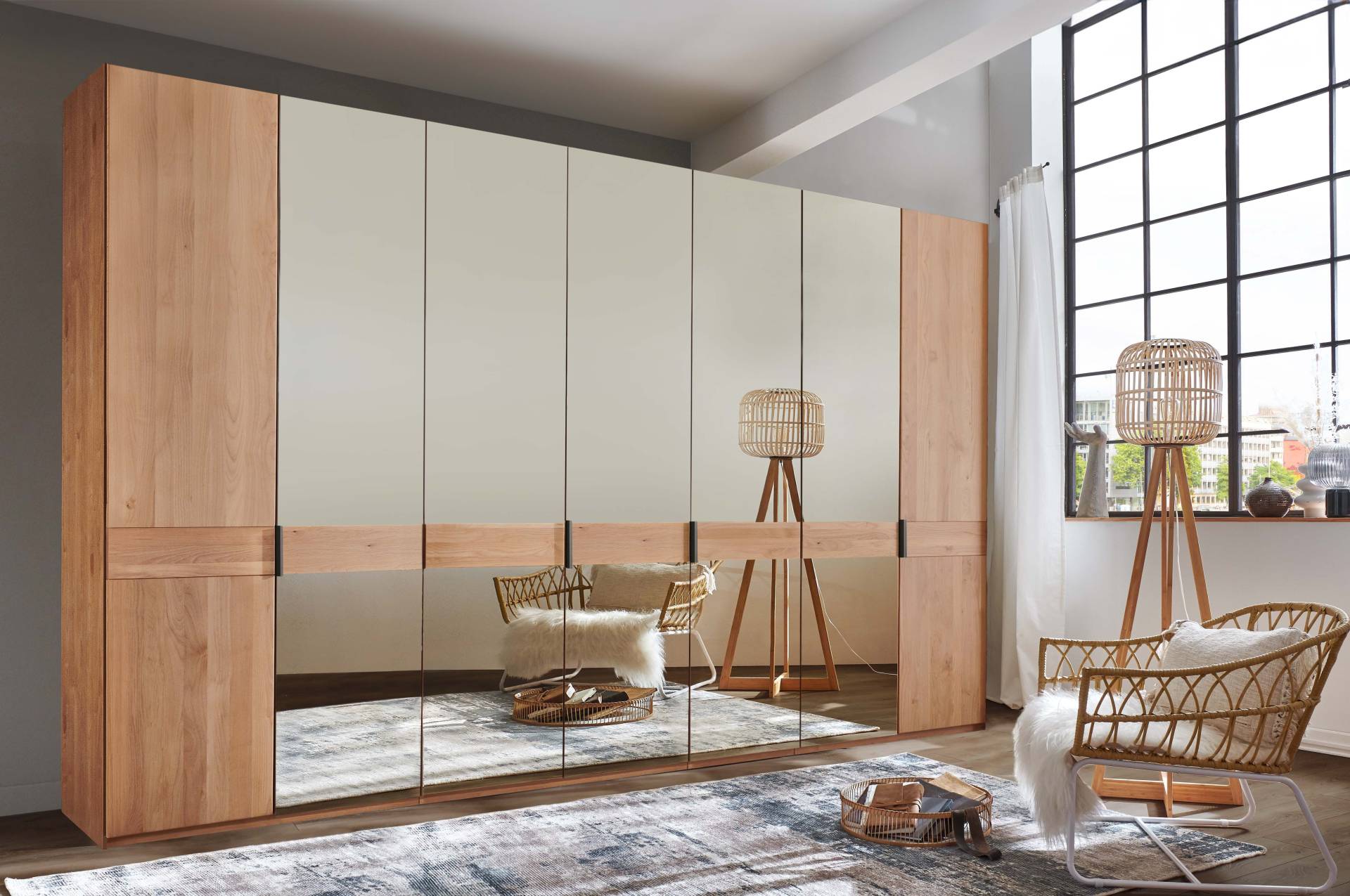 WIEMANN Drehtürenschrank »Cardiff, Massivholztüren in Kombination mit Glas- oder Spiegeltüren«, (4 Breiten, 2 Höhen 216/236cm auswählbar), hochwertiges Design in langlebiger Qualität, viel Stauraum von WIEMANN