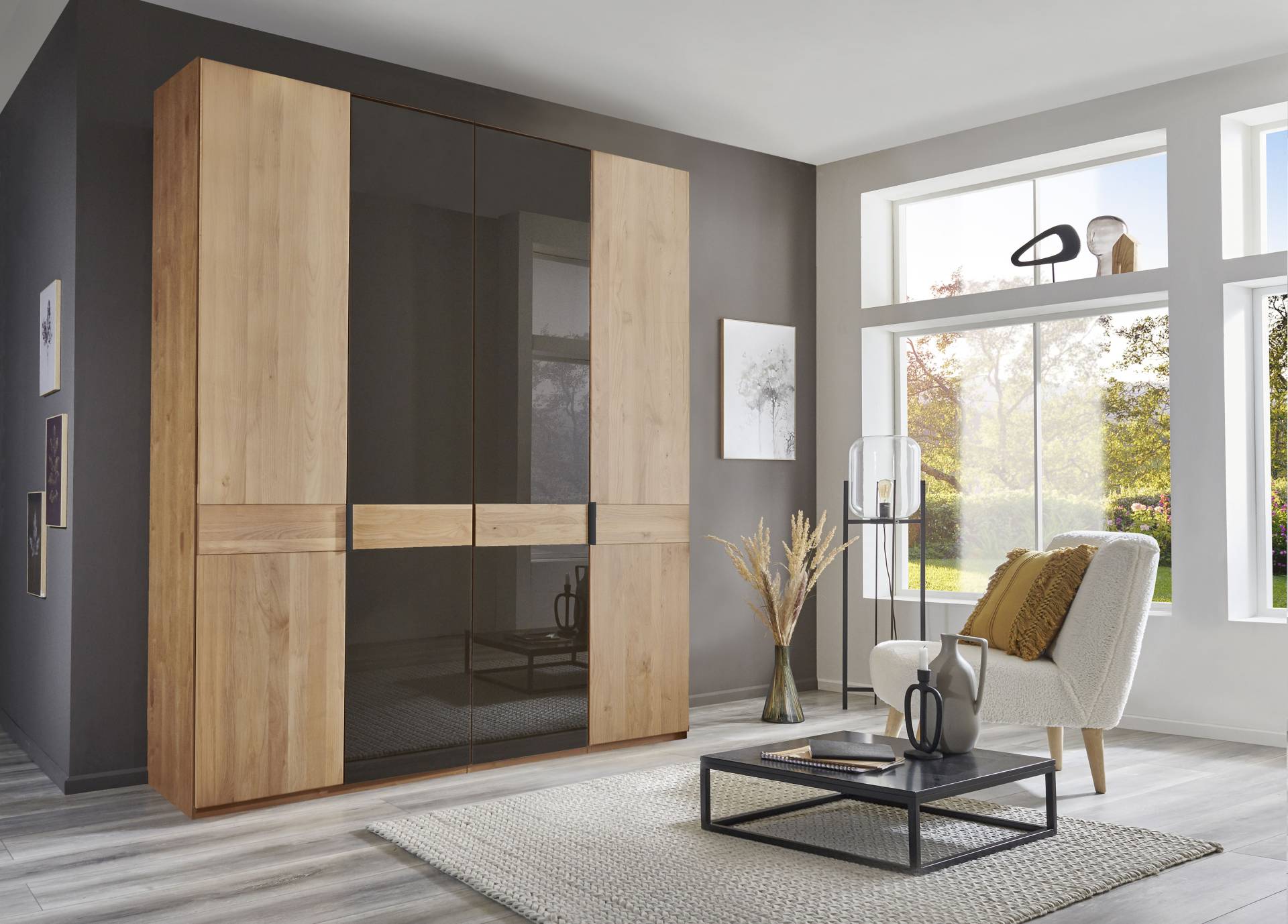 WIEMANN Drehtürenschrank »Cardiff, Massivholztüren in Kombination mit Glas- oder Spiegeltüren«, (4 Breiten, 2 Höhen 216/236cm auswählbar), hochwertiges Design in langlebiger Qualität, viel Stauraum von WIEMANN
