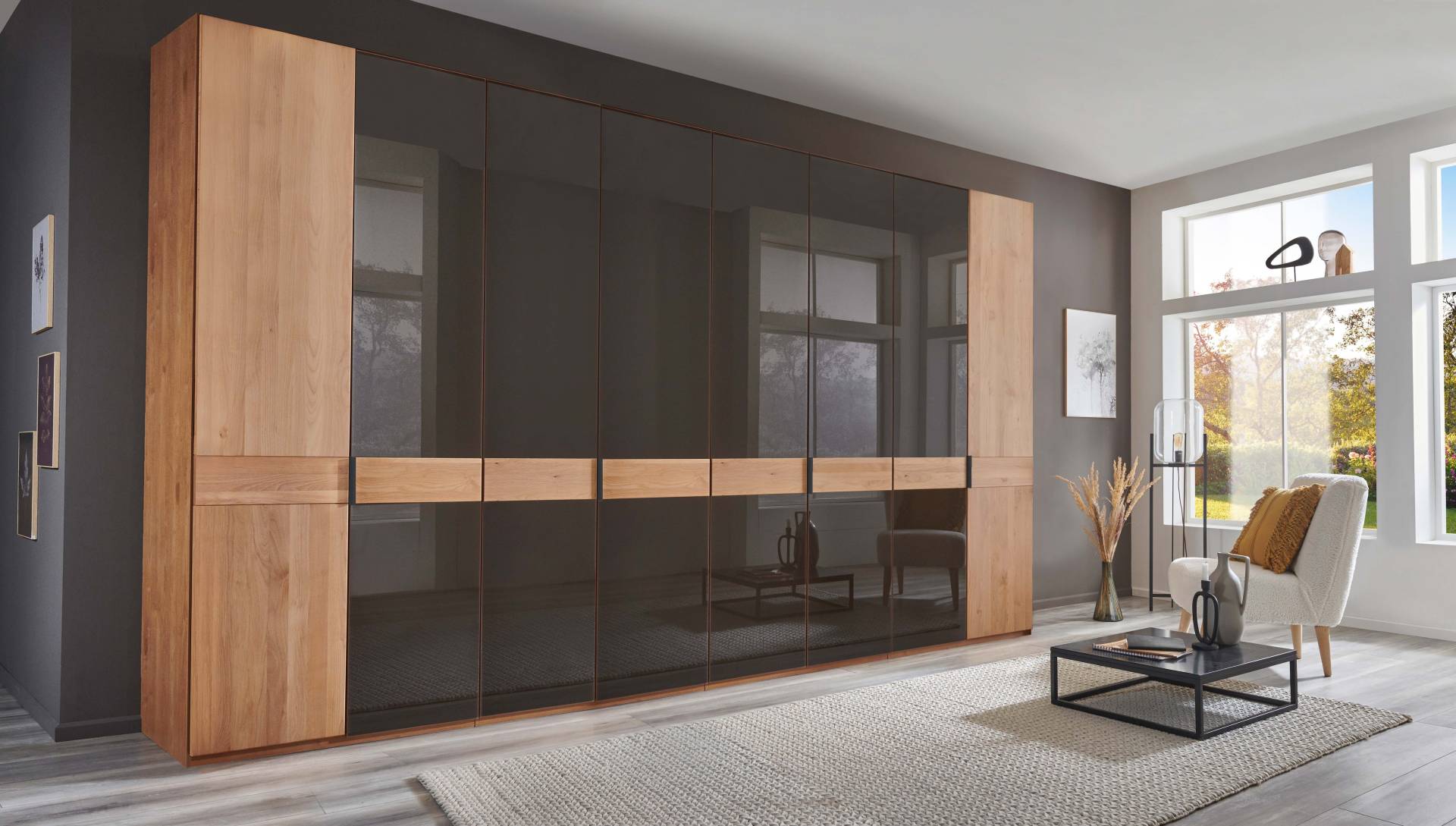 WIEMANN Drehtürenschrank »Cardiff, Massivholztüren in Kombination mit Glas- oder Spiegeltüren«, (4 Breiten, 2 Höhen 216/236cm auswählbar), hochwertiges Design in langlebiger Qualität, viel Stauraum von WIEMANN