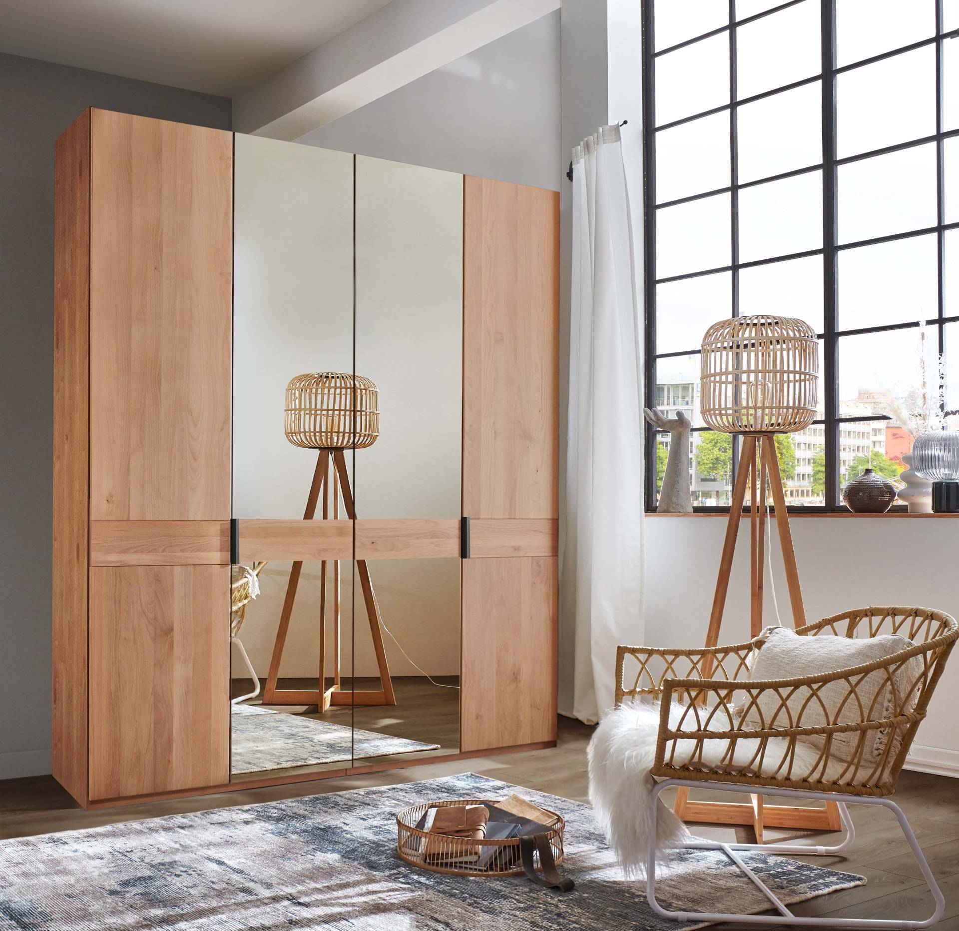 WIEMANN Drehtürenschrank »Cardiff, Massivholztüren in Kombination mit Glas- oder Spiegeltüren«, (4 Breiten, 2 Höhen 216/236cm auswählbar), hochwertiges Design in langlebiger Qualität, viel Stauraum von WIEMANN