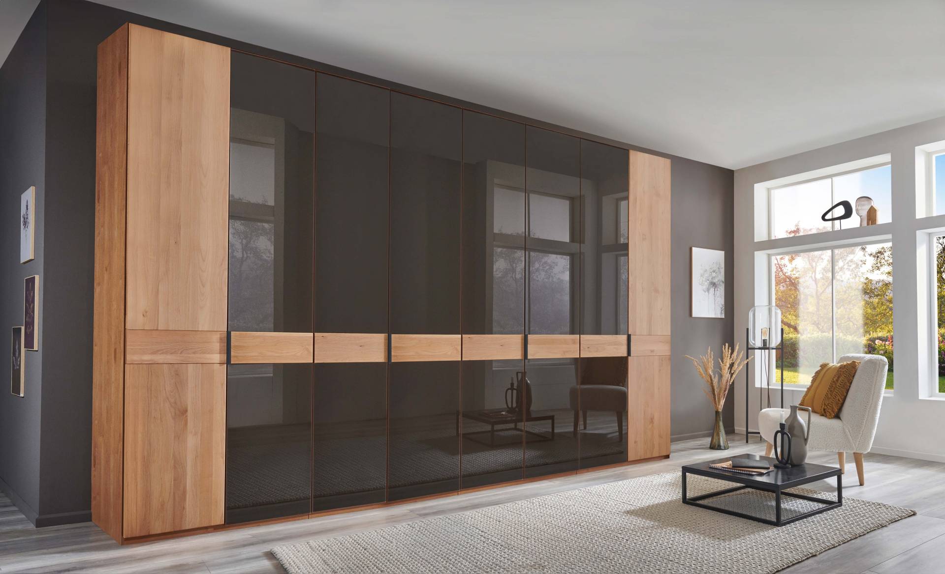 WIEMANN Drehtürenschrank »Cardiff, Massivholztüren in Kombination mit Glas- oder Spiegeltüren«, (4 Breiten, 2 Höhen 216/236cm auswählbar), hochwertiges Design in langlebiger Qualität, viel Stauraum von WIEMANN