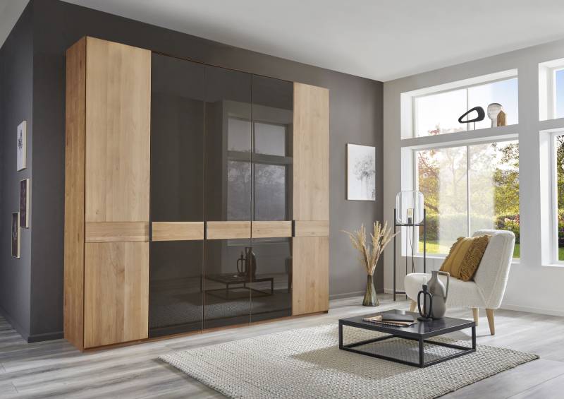 WIEMANN Drehtürenschrank »Cardiff, Massivholztüren in Kombination mit Glas- oder Spiegeltüren«, (4 Breiten, 2 Höhen 216/236cm auswählbar), hochwertiges Design in langlebiger Qualität, viel Stauraum von WIEMANN