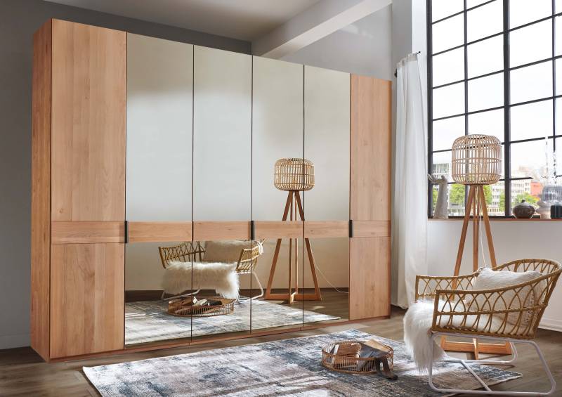 WIEMANN Drehtürenschrank »Cardiff, Massivholztüren in Kombination mit Glas- oder Spiegeltüren«, (4 Breiten, 2 Höhen 216/236cm auswählbar), hochwertiges Design in langlebiger Qualität, viel Stauraum von WIEMANN