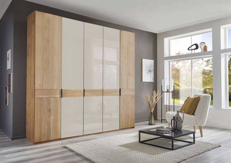 WIEMANN Drehtürenschrank »Cardiff, Massivholztüren in Kombination mit Glas- oder Spiegeltüren«, (4 Breiten, 2 Höhen 216/236cm auswählbar), hochwertiges Design in langlebiger Qualität, viel Stauraum von WIEMANN