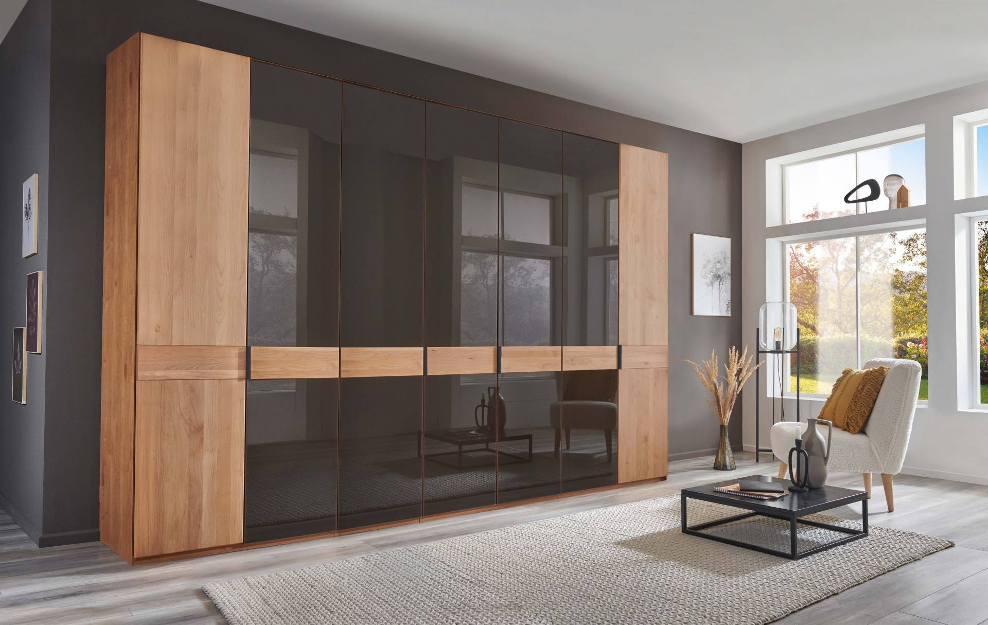 WIEMANN Drehtürenschrank »Cardiff, Massivholztüren in Kombination mit Glas- oder Spiegeltüren«, (4 Breiten, 2 Höhen 216/236cm auswählbar), hochwertiges Design in langlebiger Qualität, viel Stauraum von WIEMANN