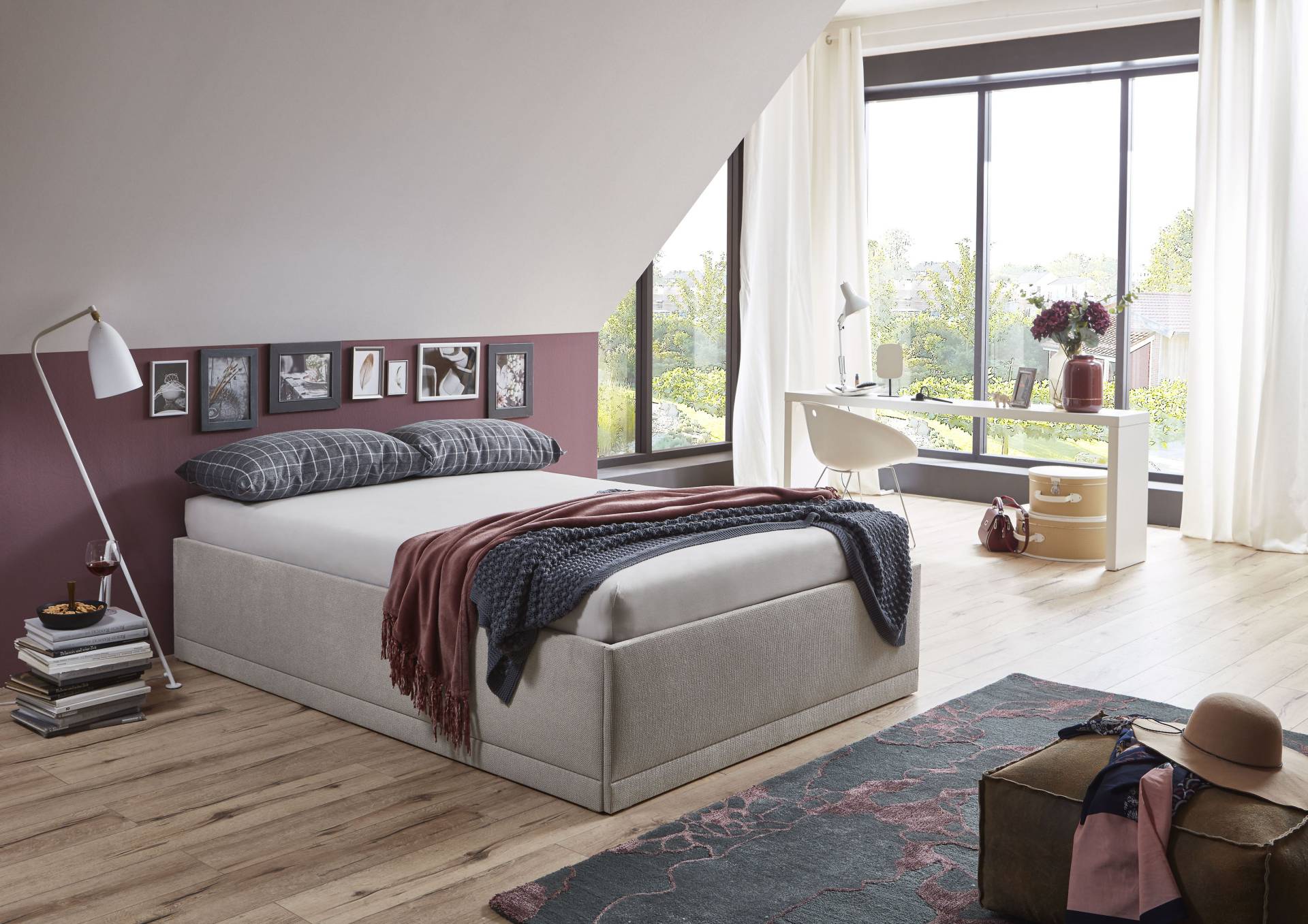 Westfalia Schlafkomfort Polsterbett »Texel«, Standardhöhe mit Zierkissen, Bettkasten bei Ausführung mit Matratze Westfalia Schlafkomfort Polsterbett »Texel«, Standardhöhe mit Zierkissen, Bettkasten bei Ausführung mit Matratze von Westfalia Schlafkomfort